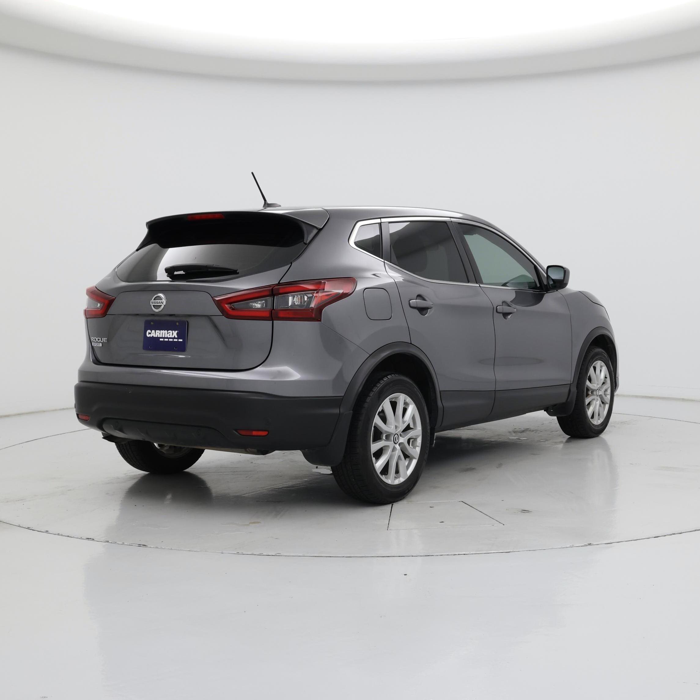 Thumbnail: 2021 Nissan Rogue Sport - 8