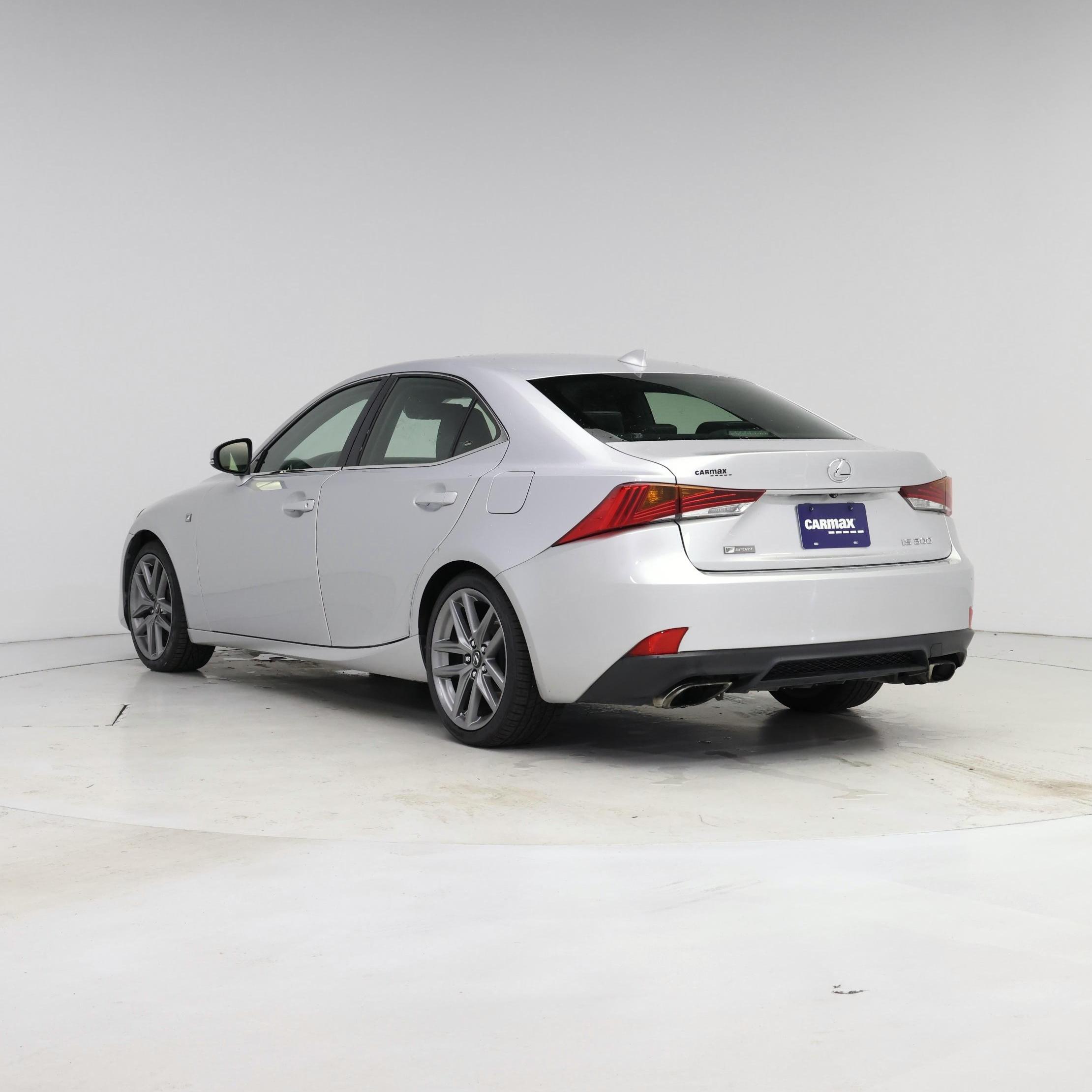 Thumbnail: 2018 Lexus IS - 2