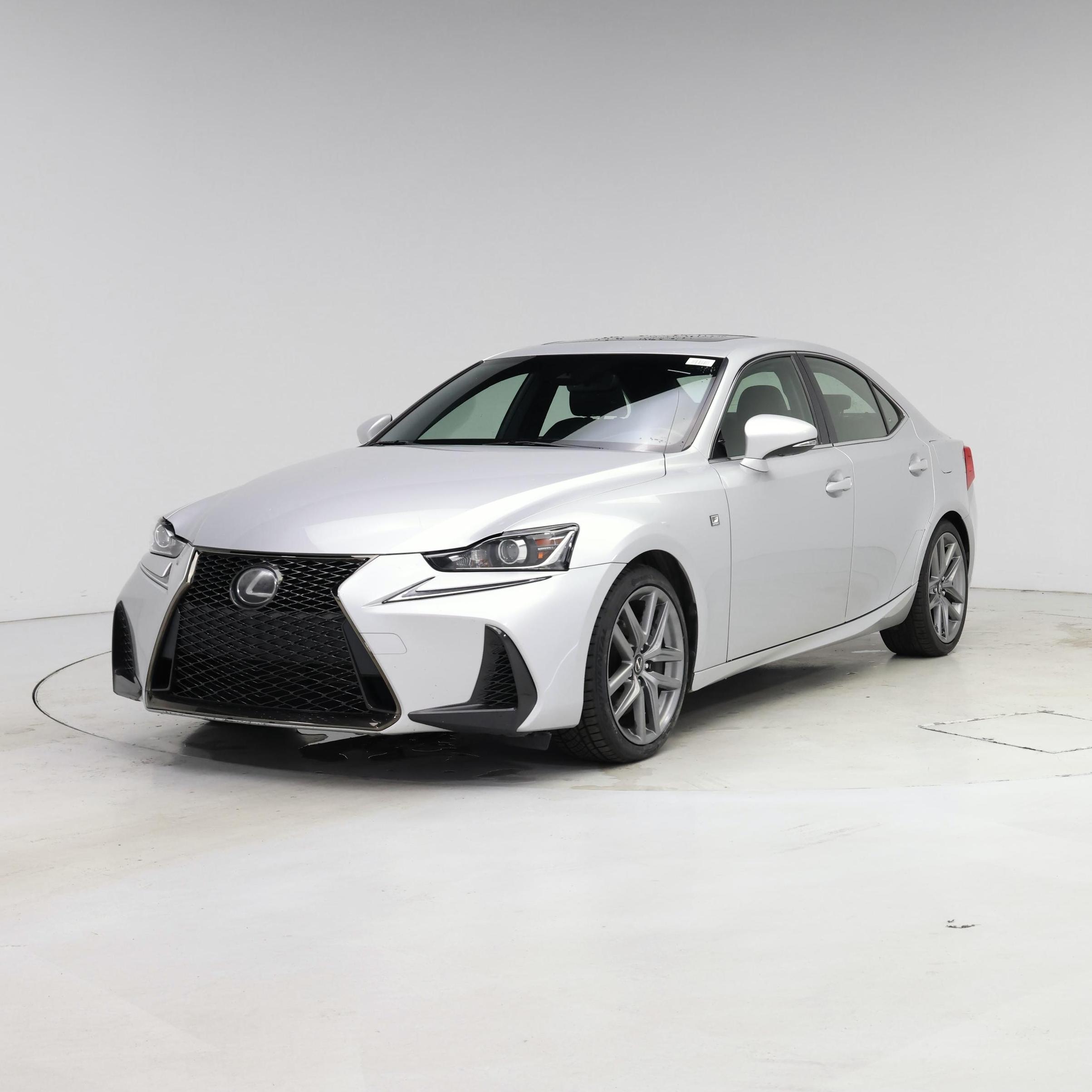 Thumbnail: 2018 Lexus IS - 4