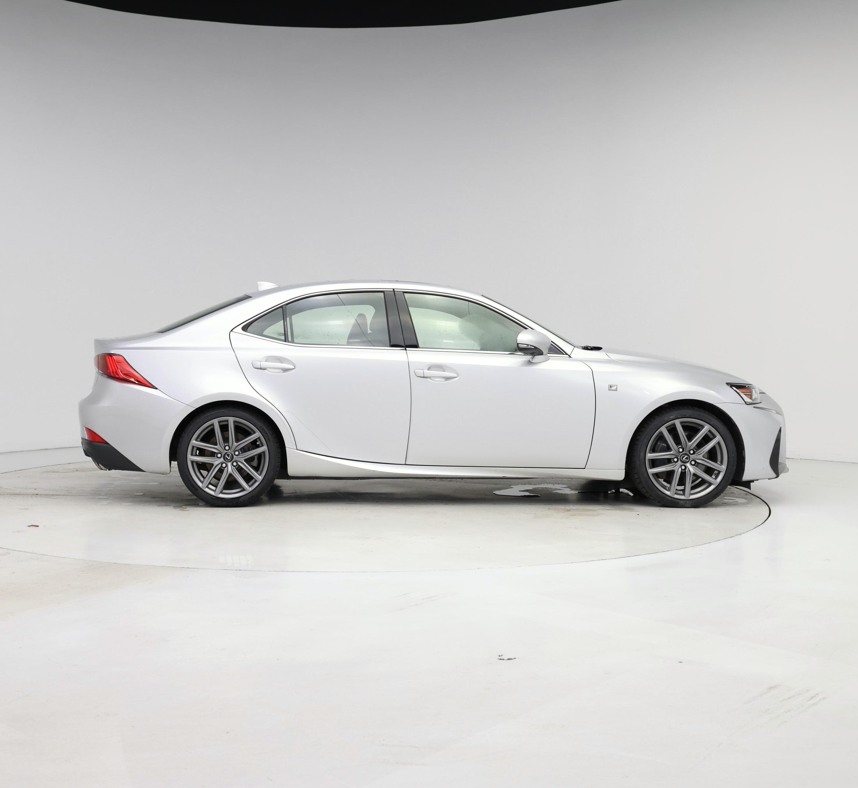 Thumbnail: 2018 Lexus IS - 7