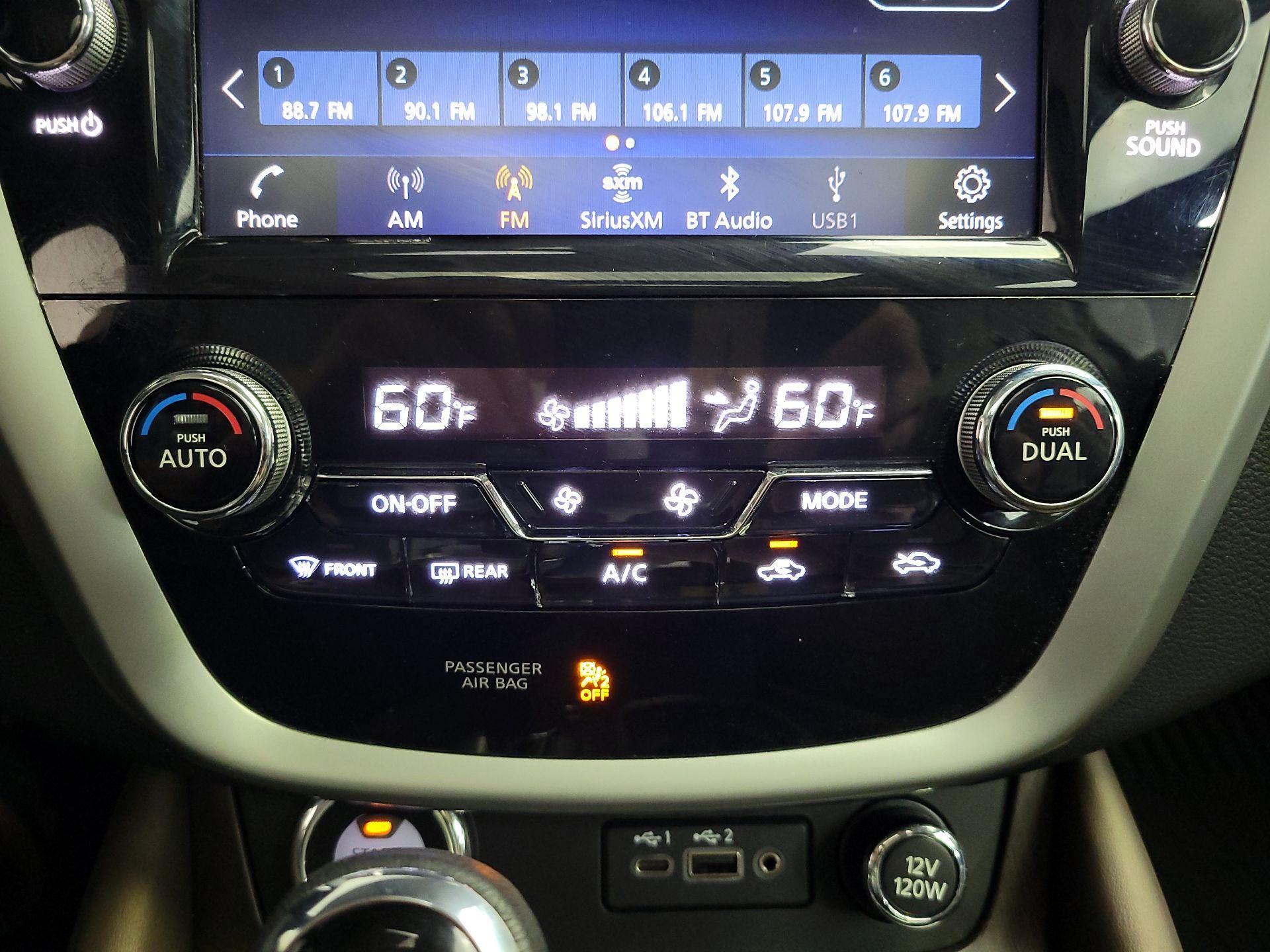 Thumbnail: 2020 Nissan Murano - 17