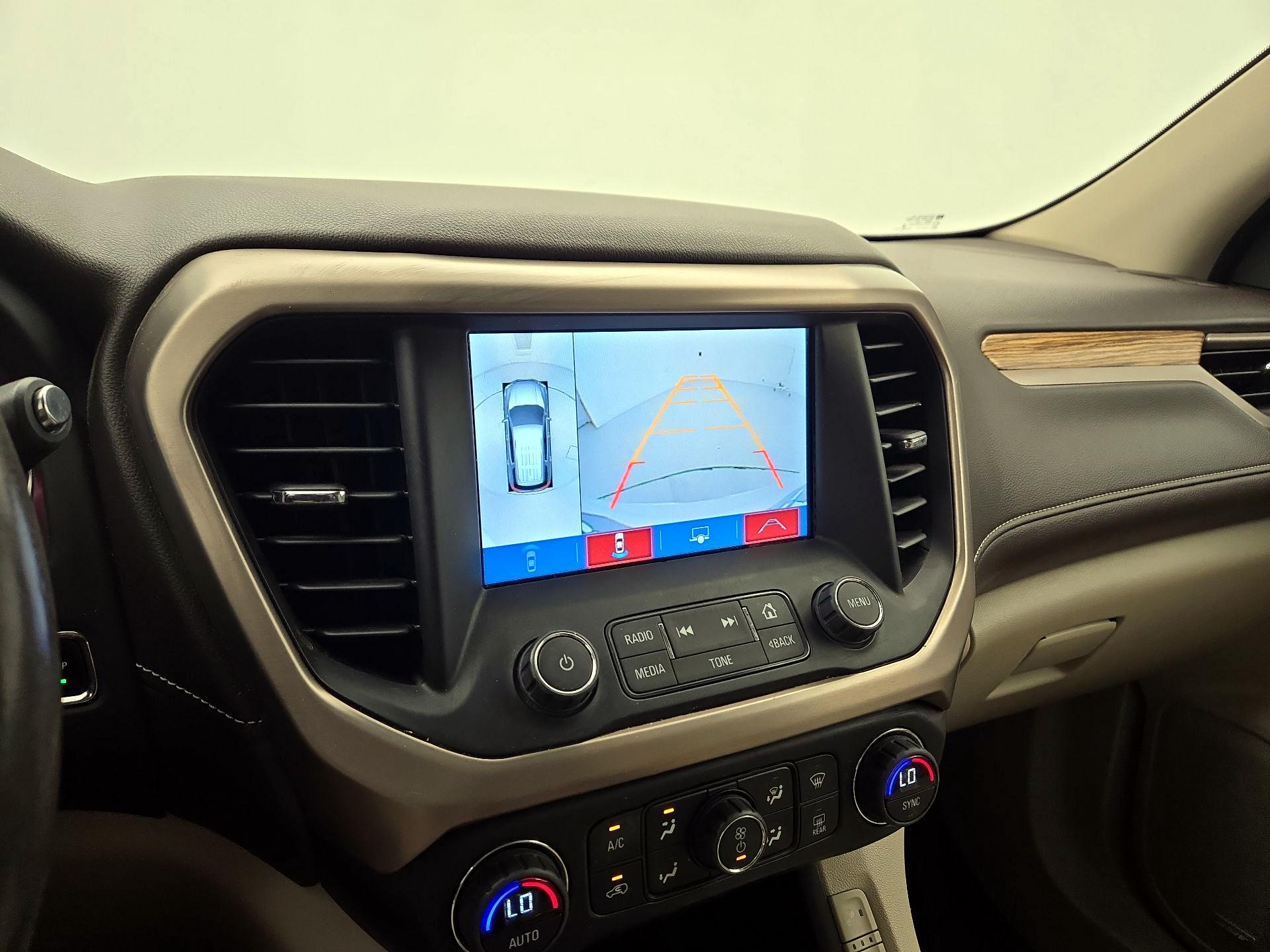 Thumbnail: 2017 GMC Acadia - 14