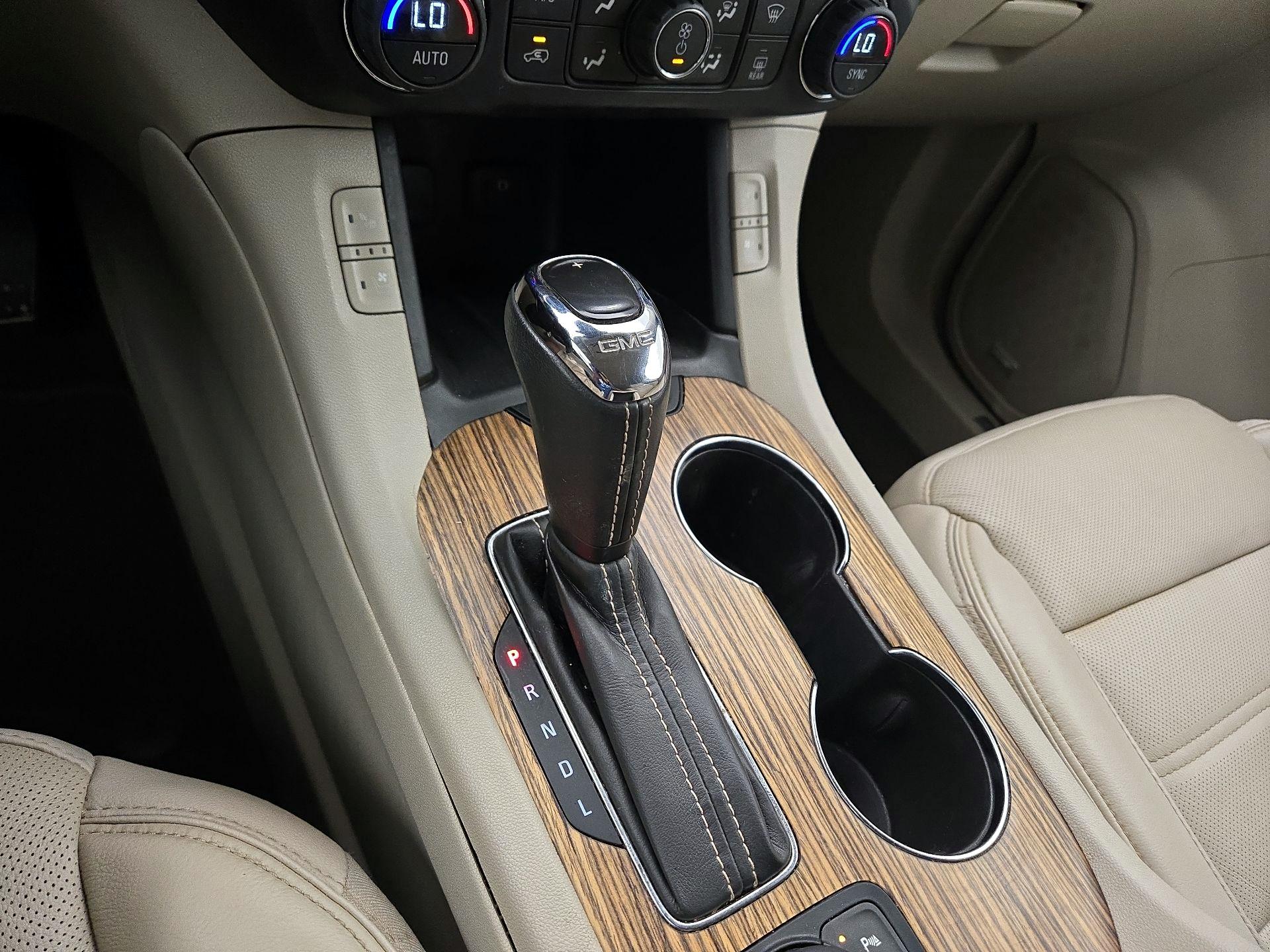 Thumbnail: 2017 GMC Acadia - 17