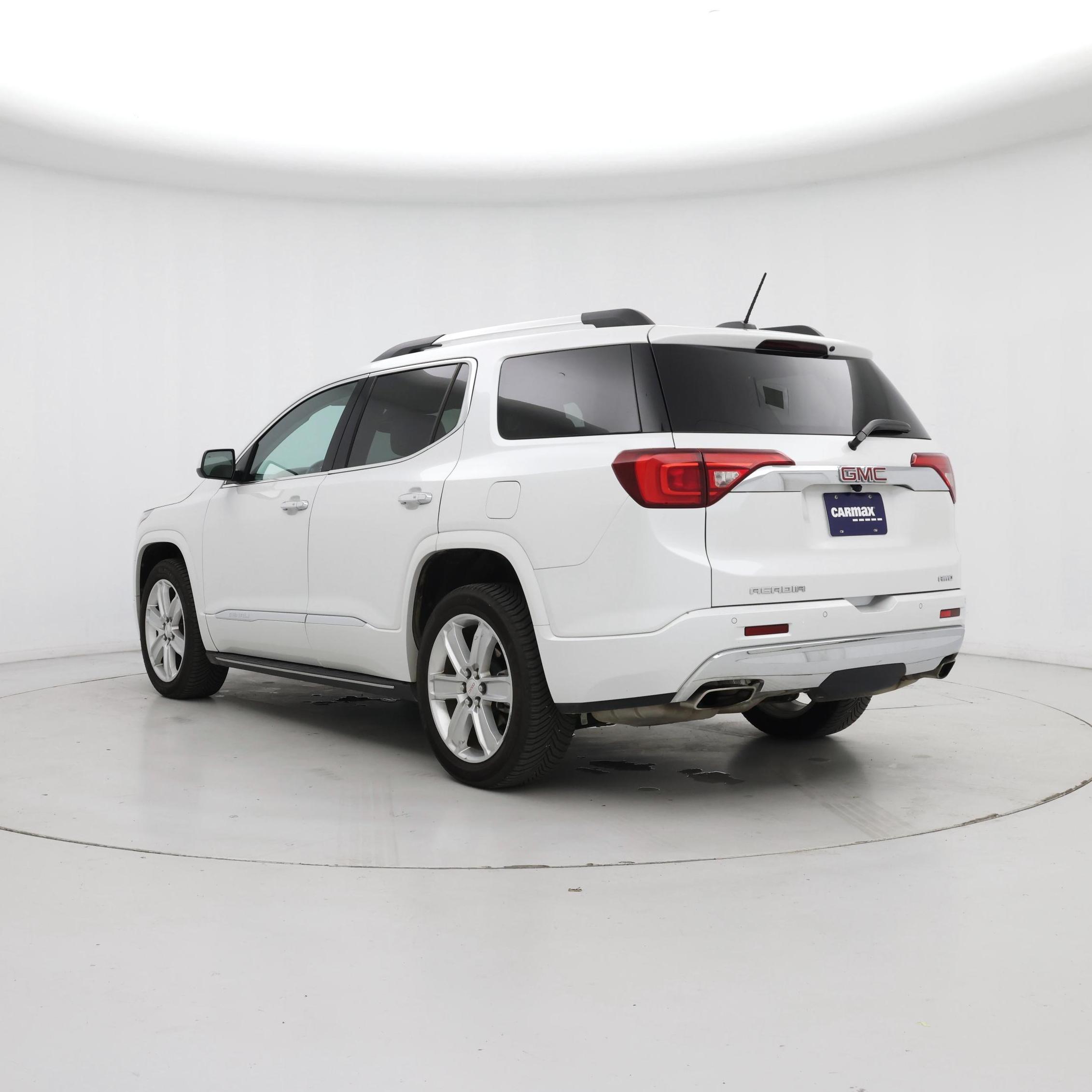 Thumbnail: 2017 GMC Acadia - 2