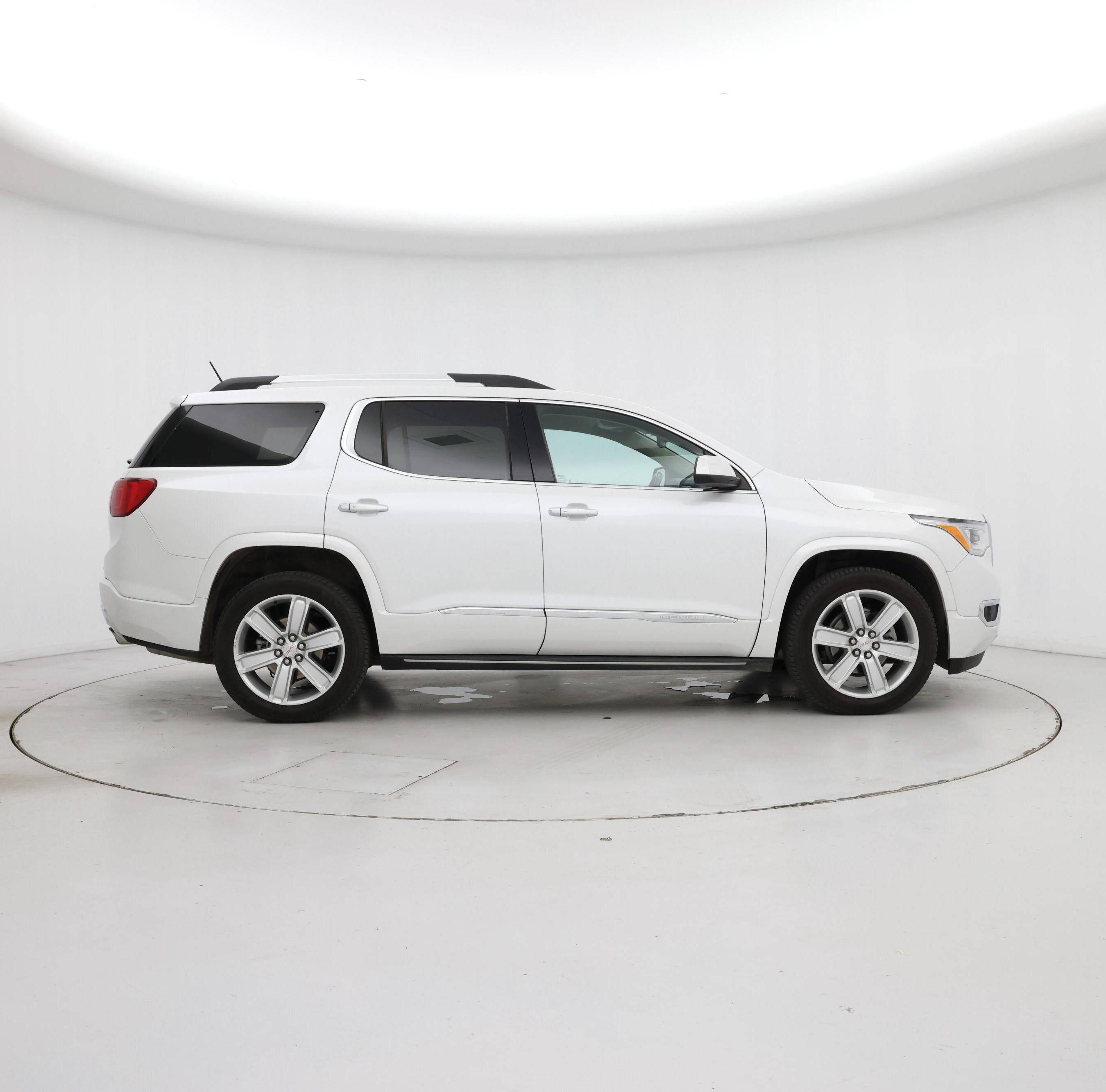 Thumbnail: 2017 GMC Acadia - 7