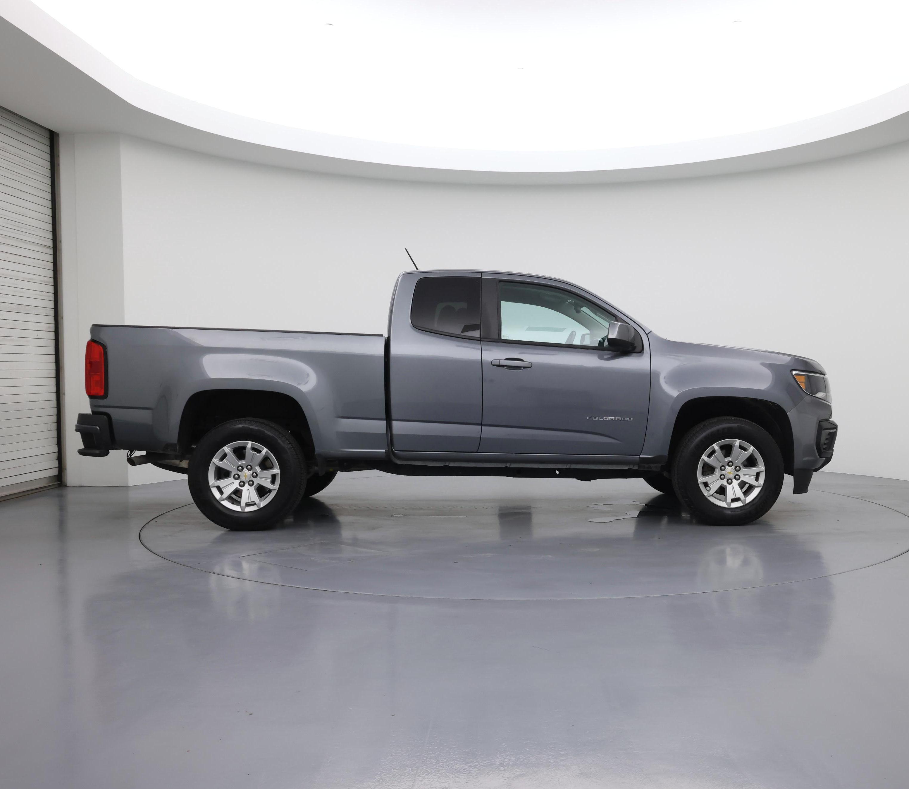 Thumbnail: 2022 Chevrolet Colorado - 7