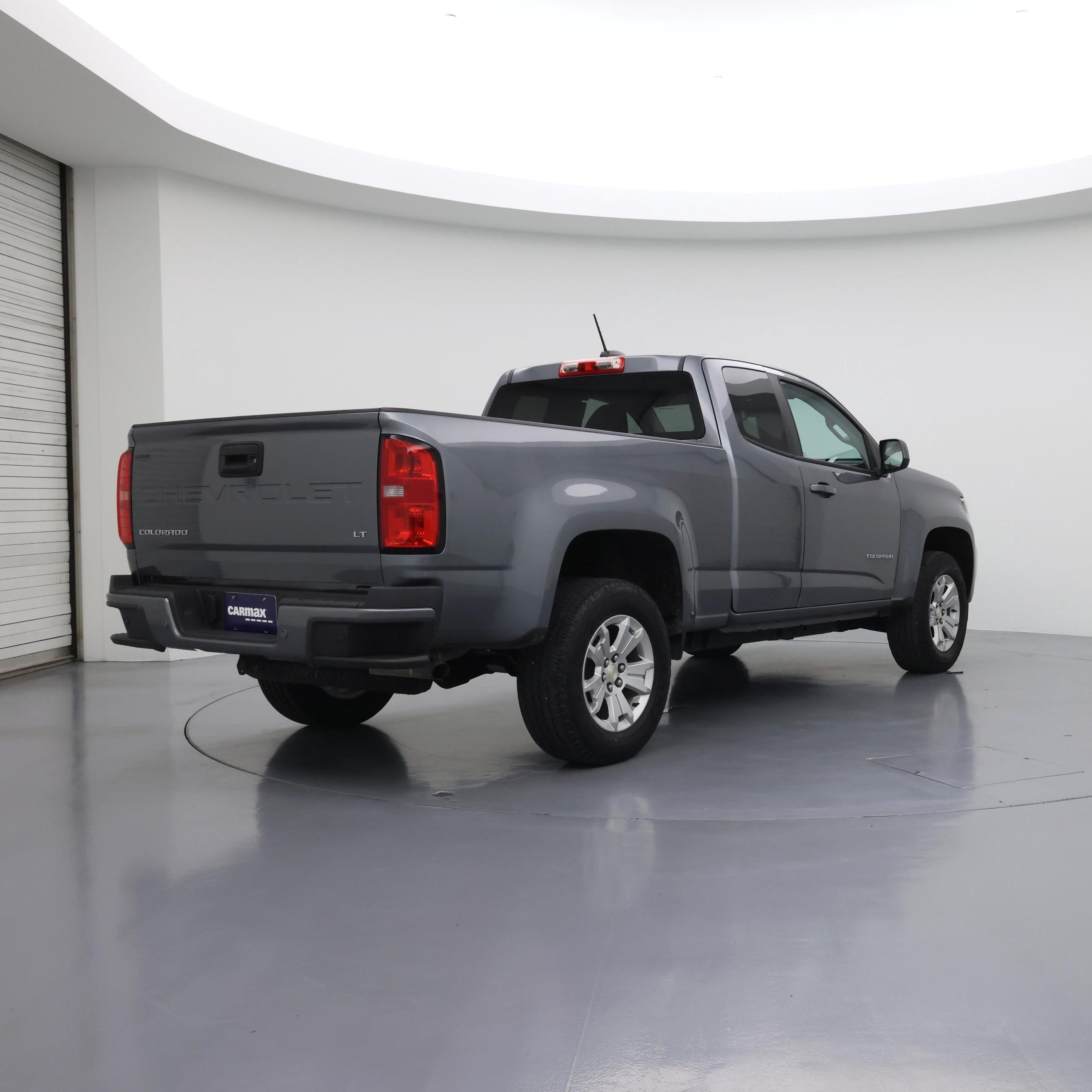 Thumbnail: 2022 Chevrolet Colorado - 8