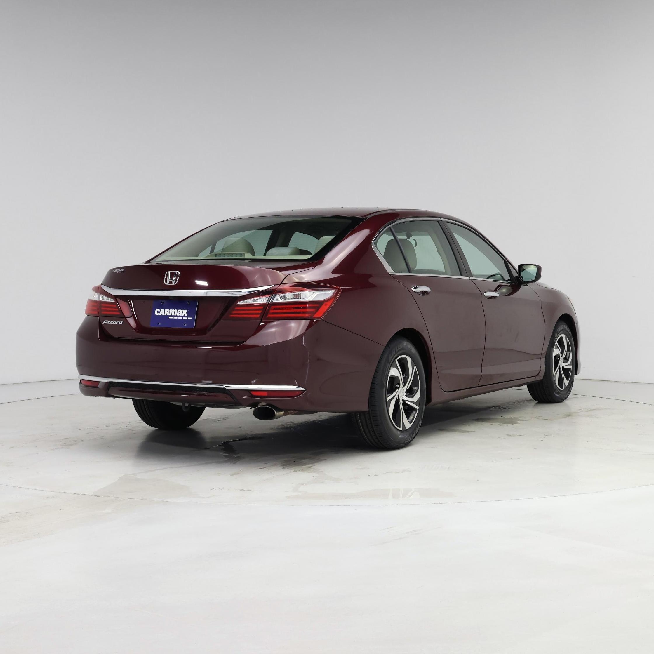 Thumbnail: 2017 Honda Accord - 8