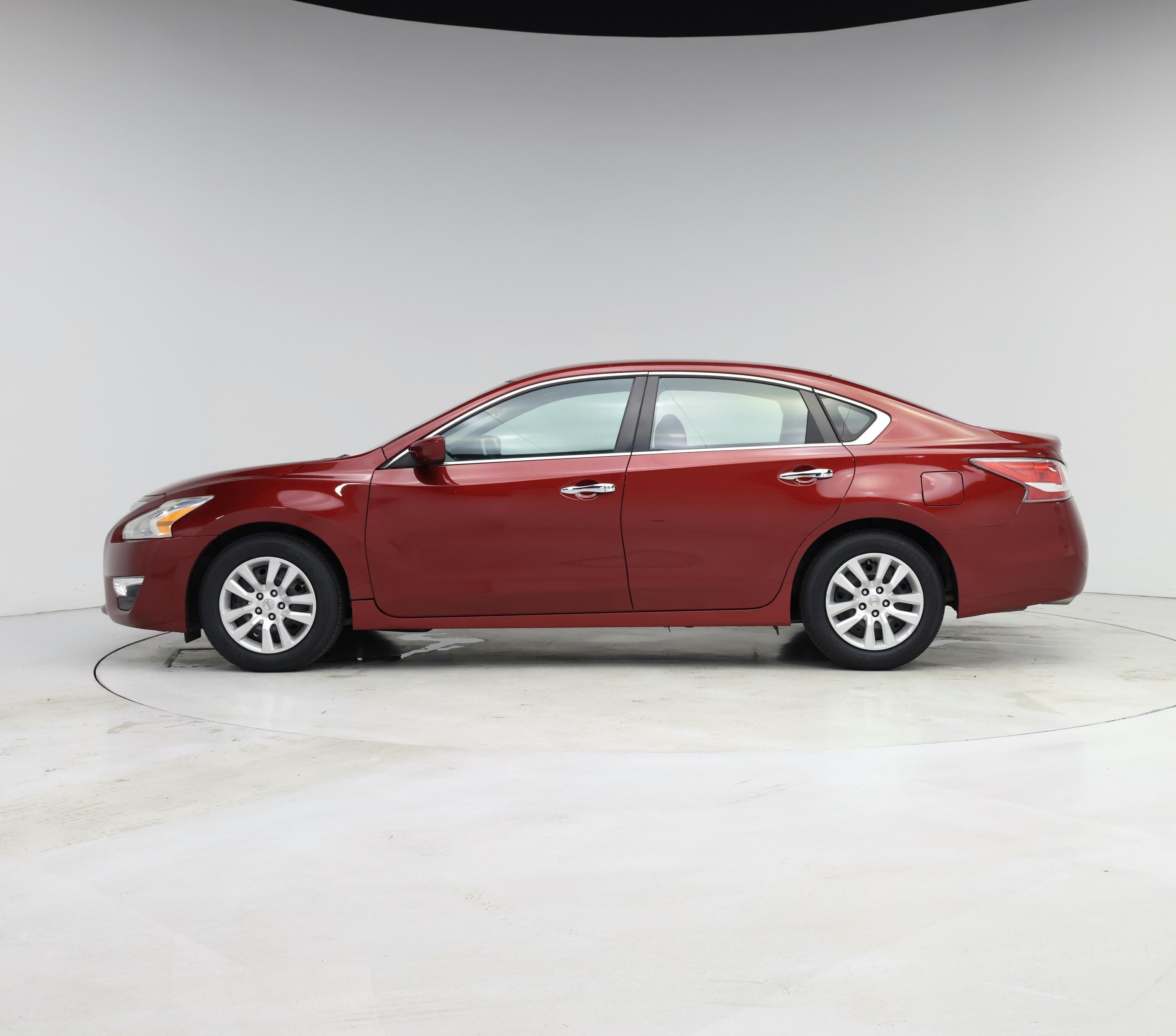 Thumbnail: 2015 Nissan Altima - 3