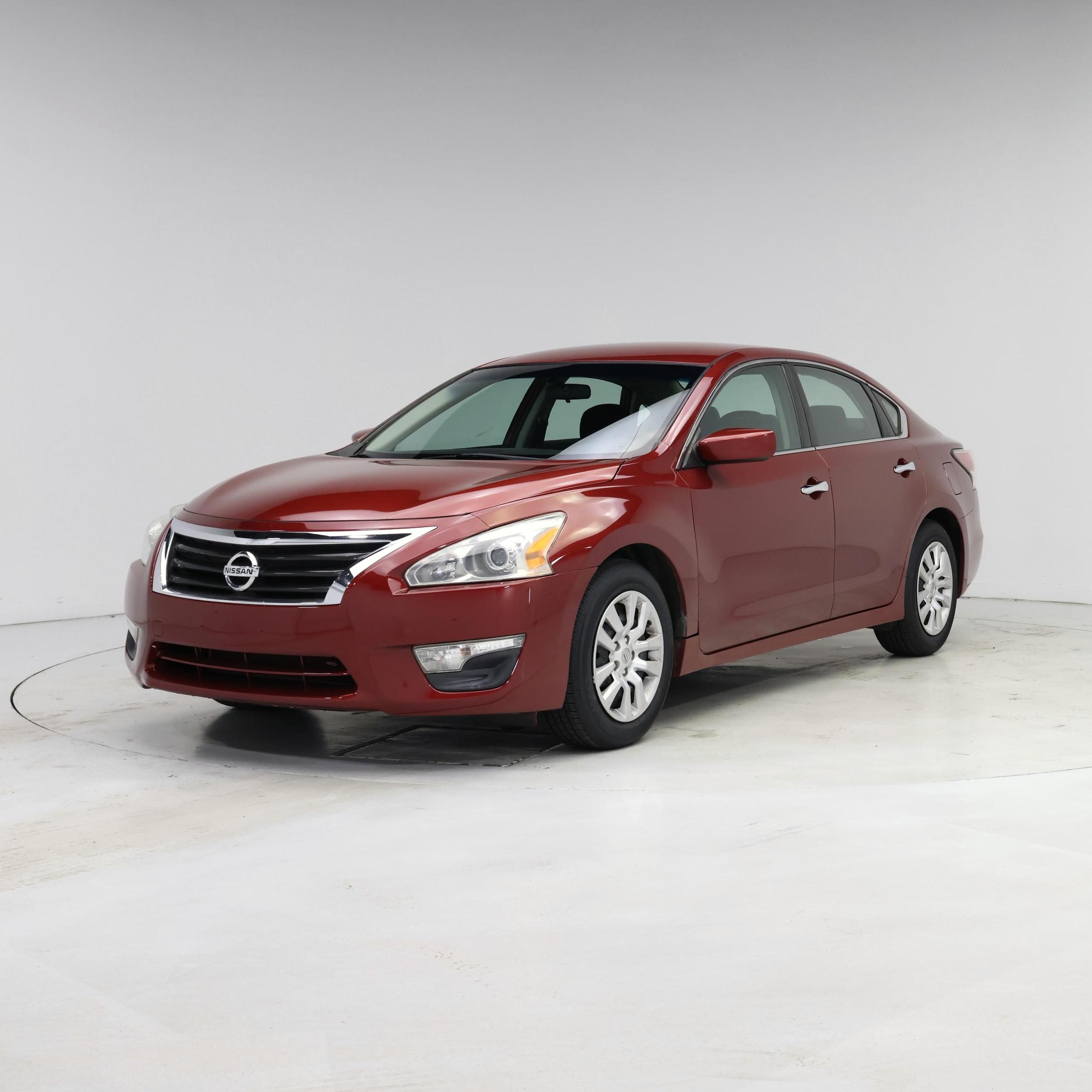 Thumbnail: 2015 Nissan Altima - 4