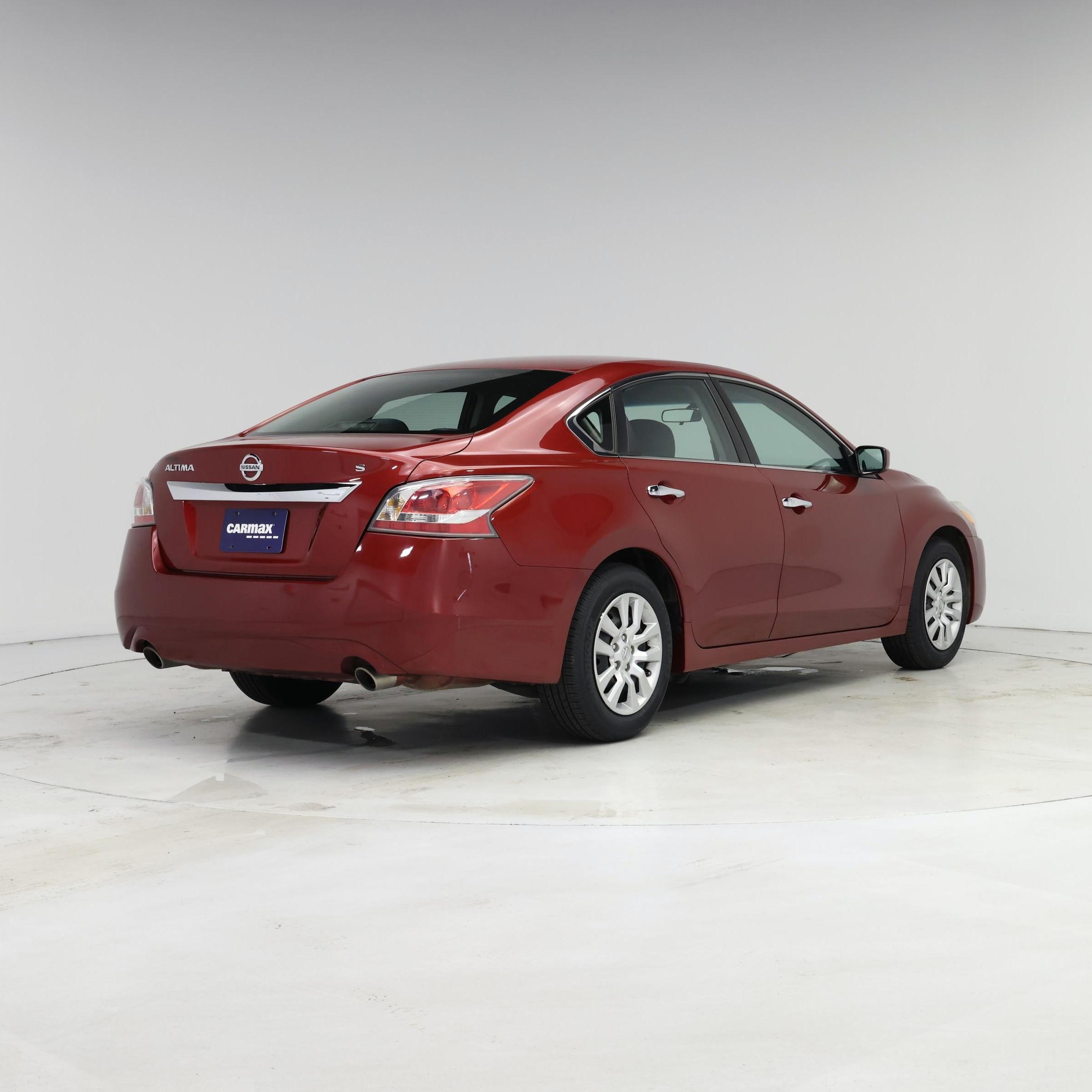 Thumbnail: 2015 Nissan Altima - 8