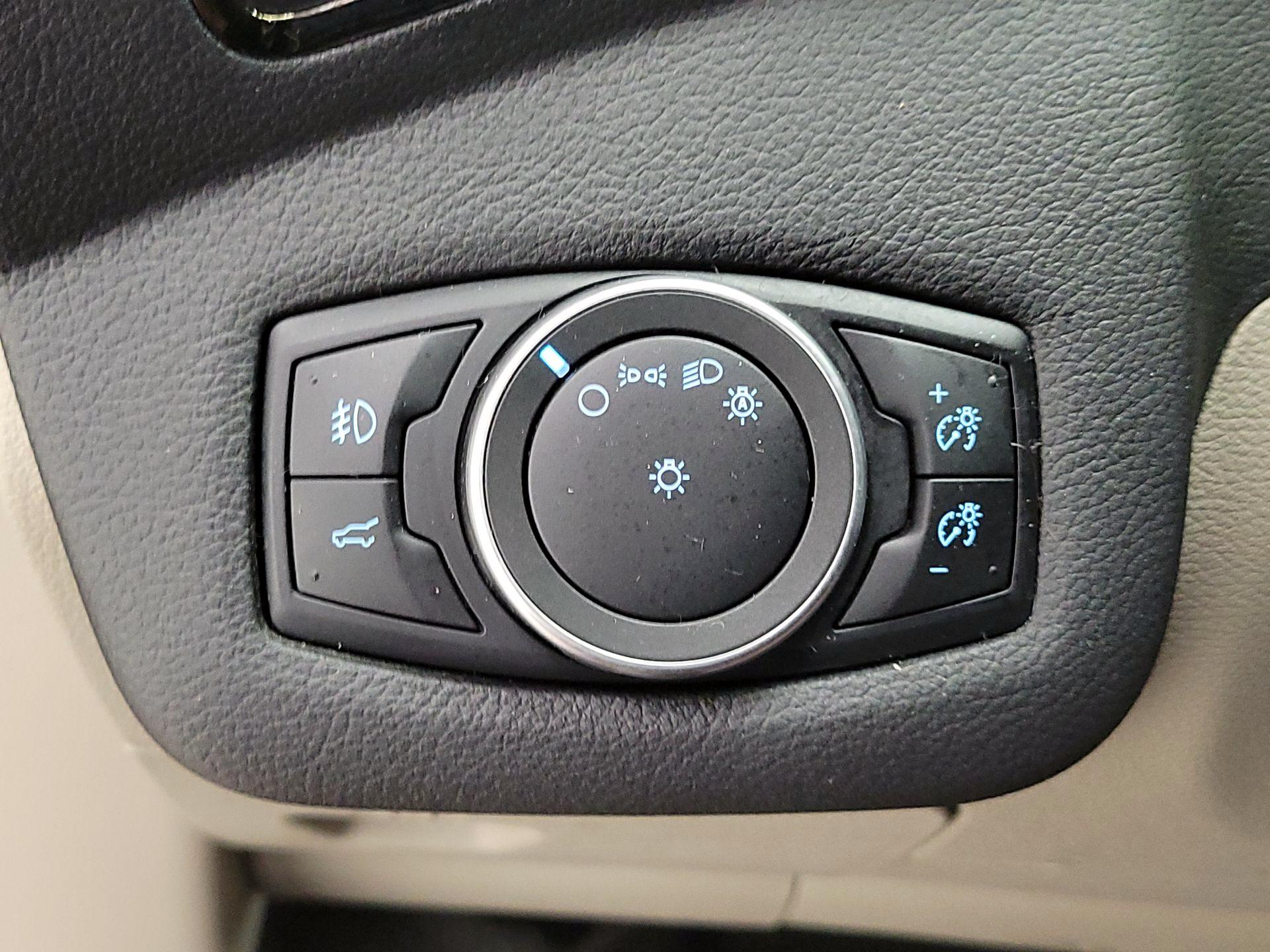 Thumbnail: 2018 Ford Escape - 13
