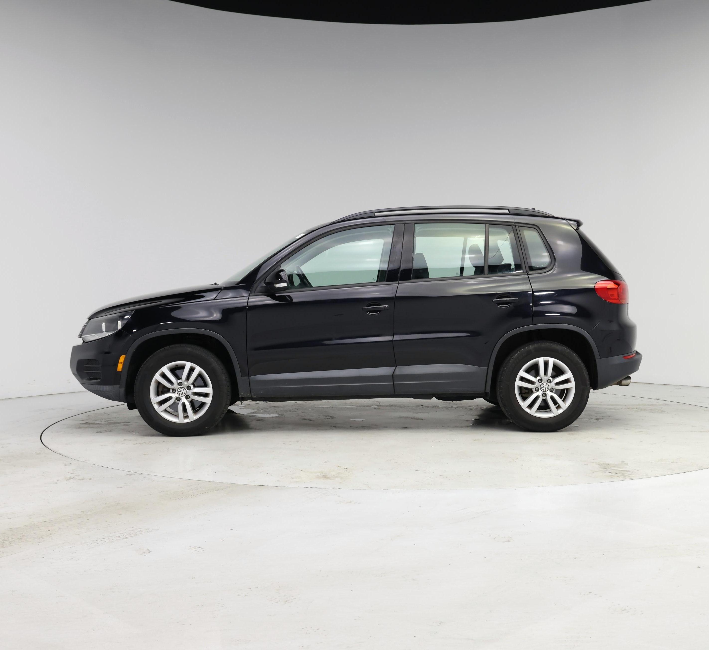Thumbnail: 2015 Volkswagen Tiguan - 3