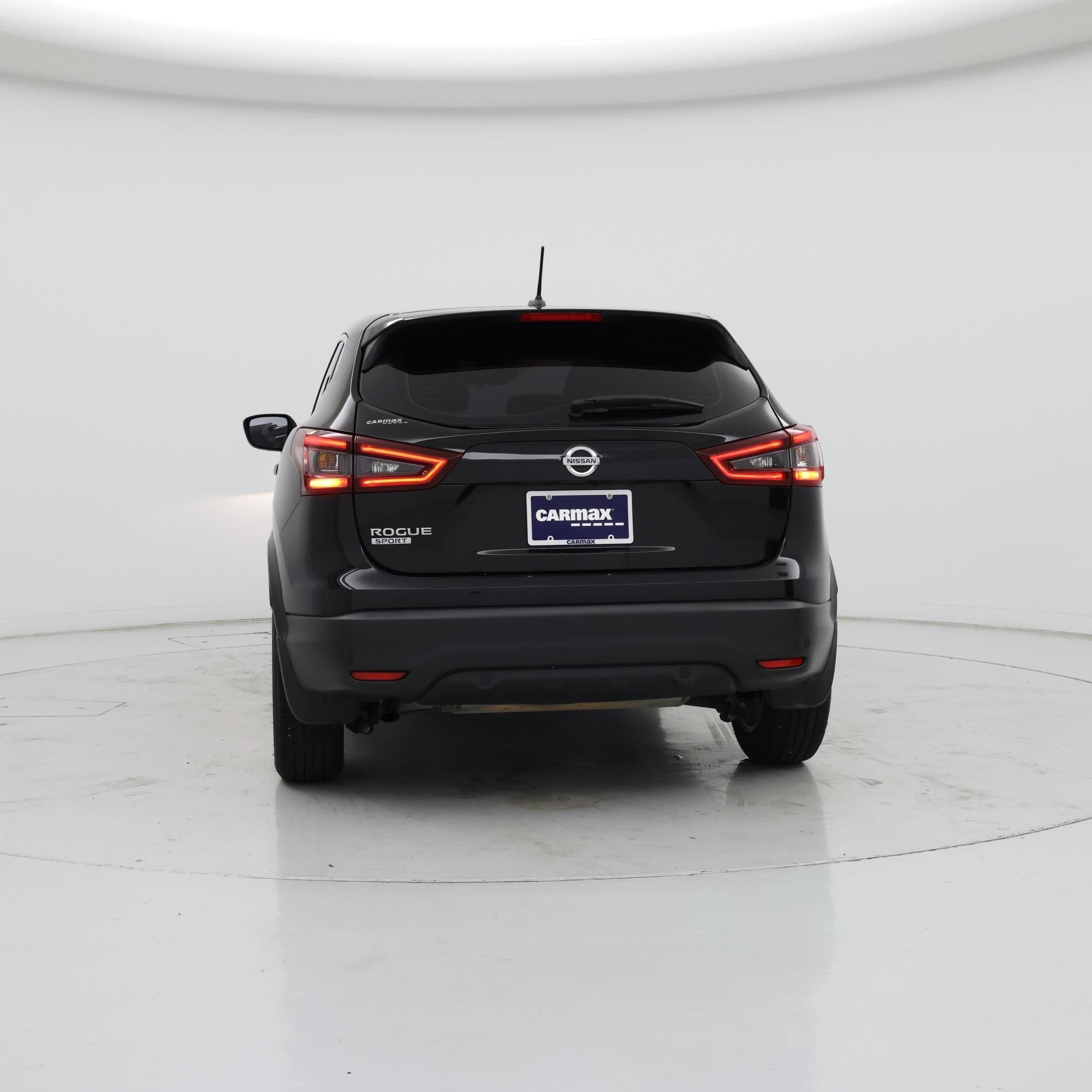 Thumbnail: 2021 Nissan Rogue Sport - 6