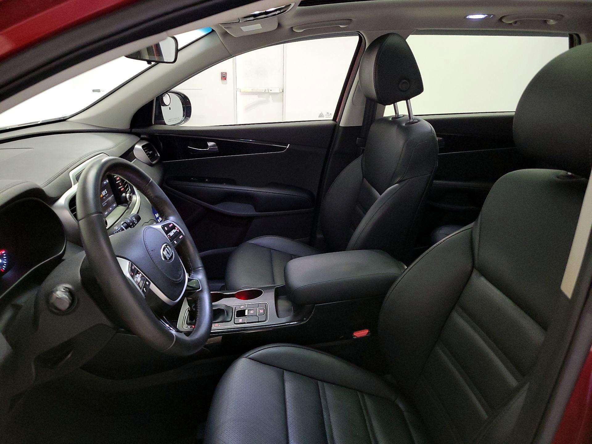 Thumbnail: 2020 Kia Sorento - 11