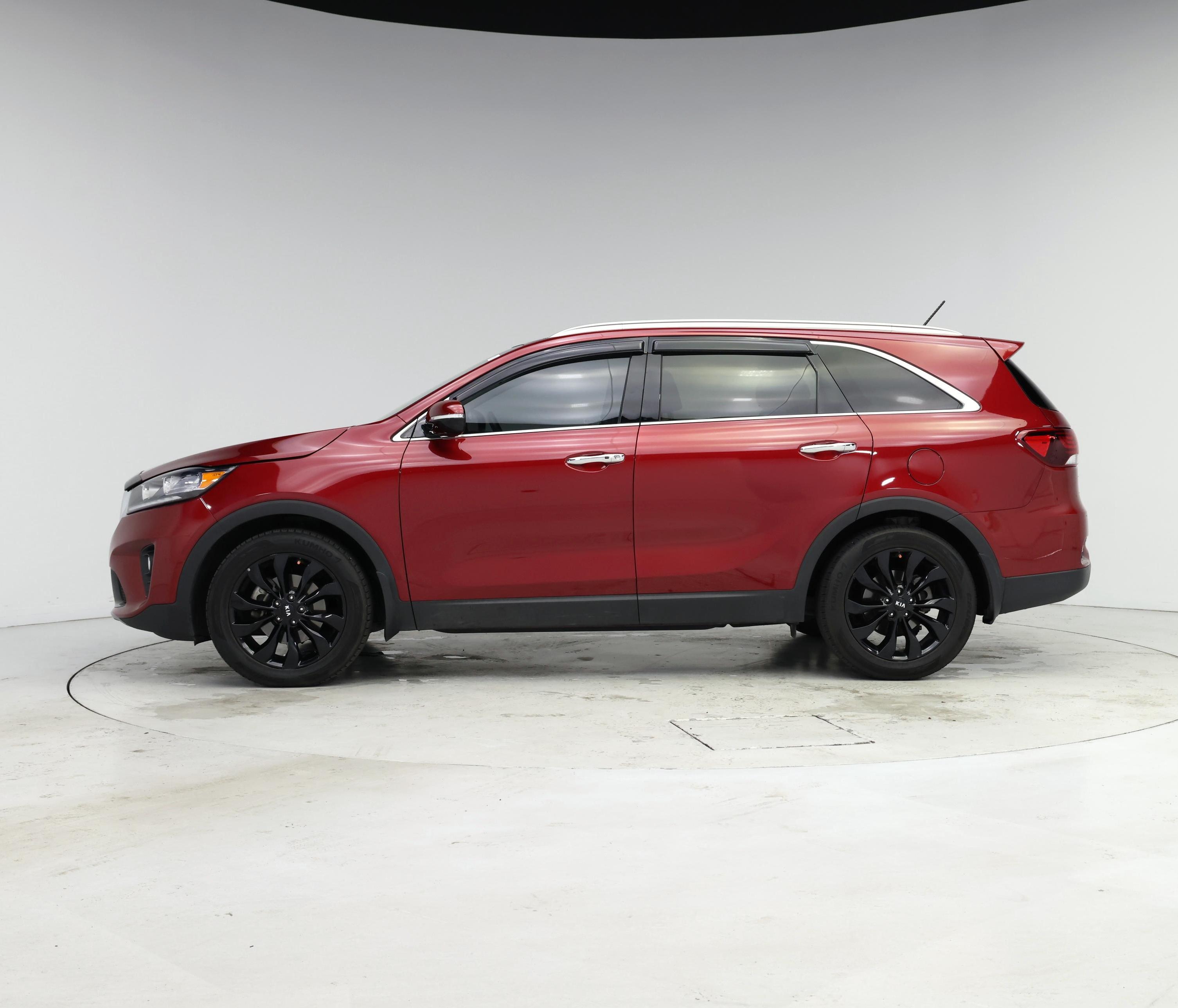 Thumbnail: 2020 Kia Sorento - 3