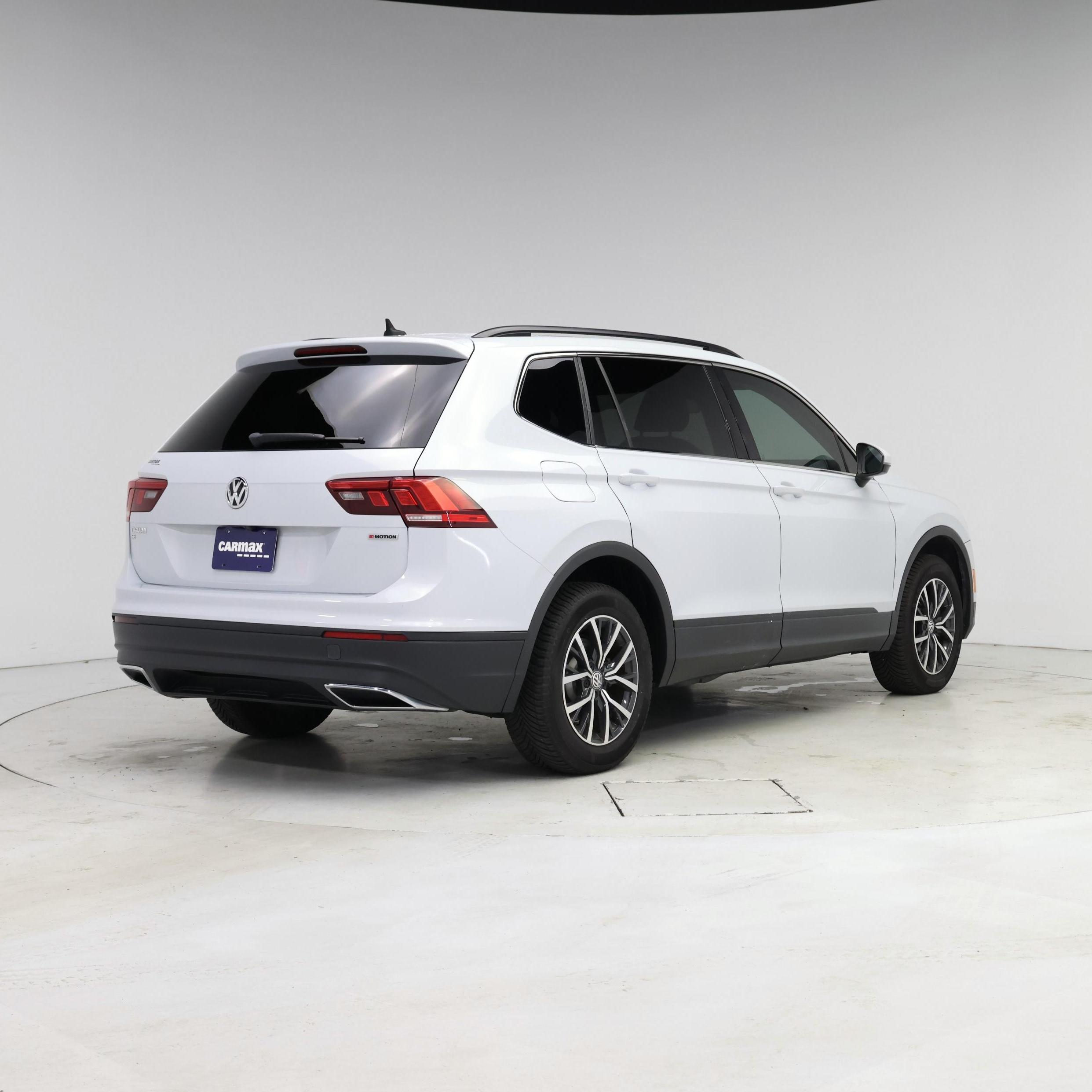 Thumbnail: 2019 Volkswagen Tiguan - 8