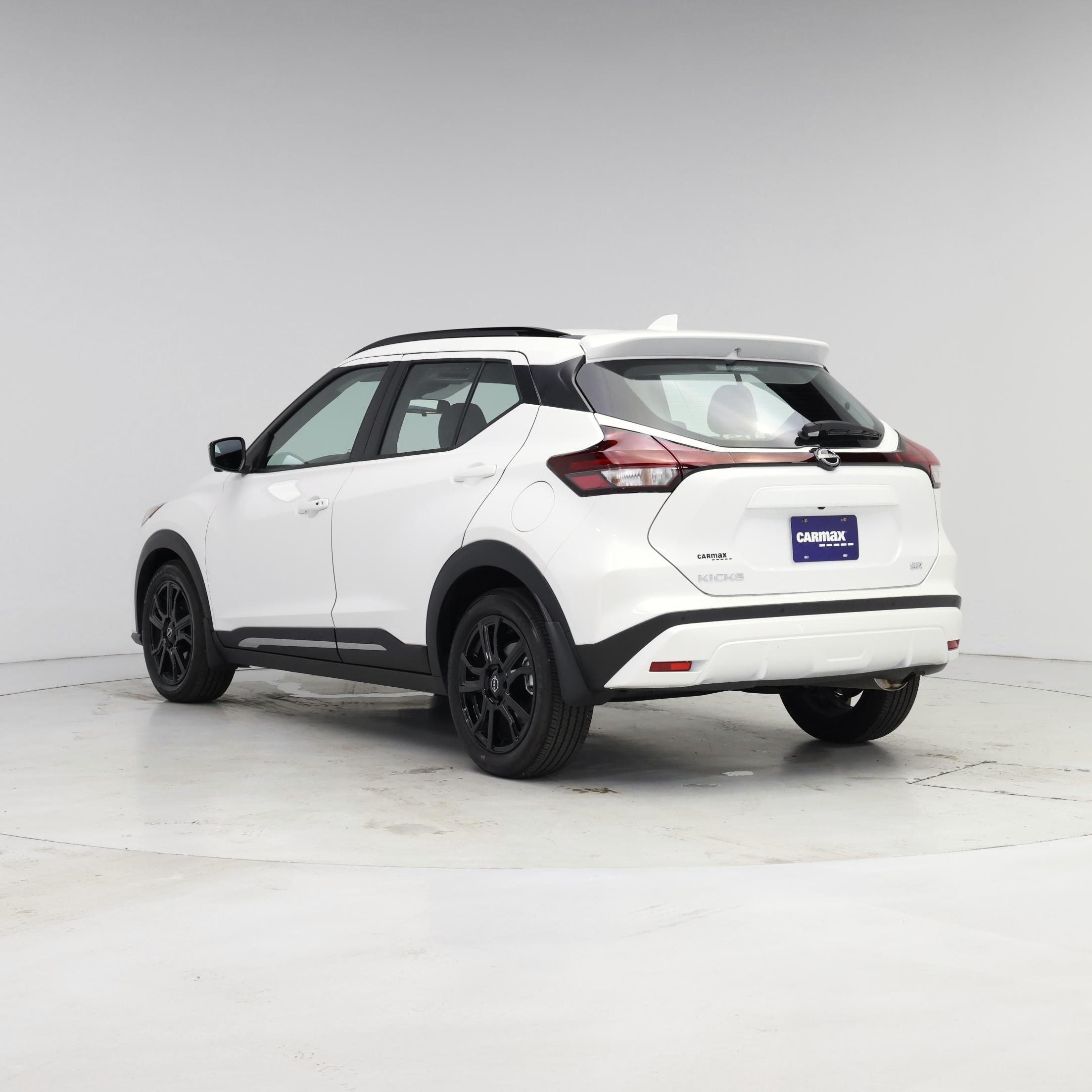 Thumbnail: 2024 Nissan Kicks - 2