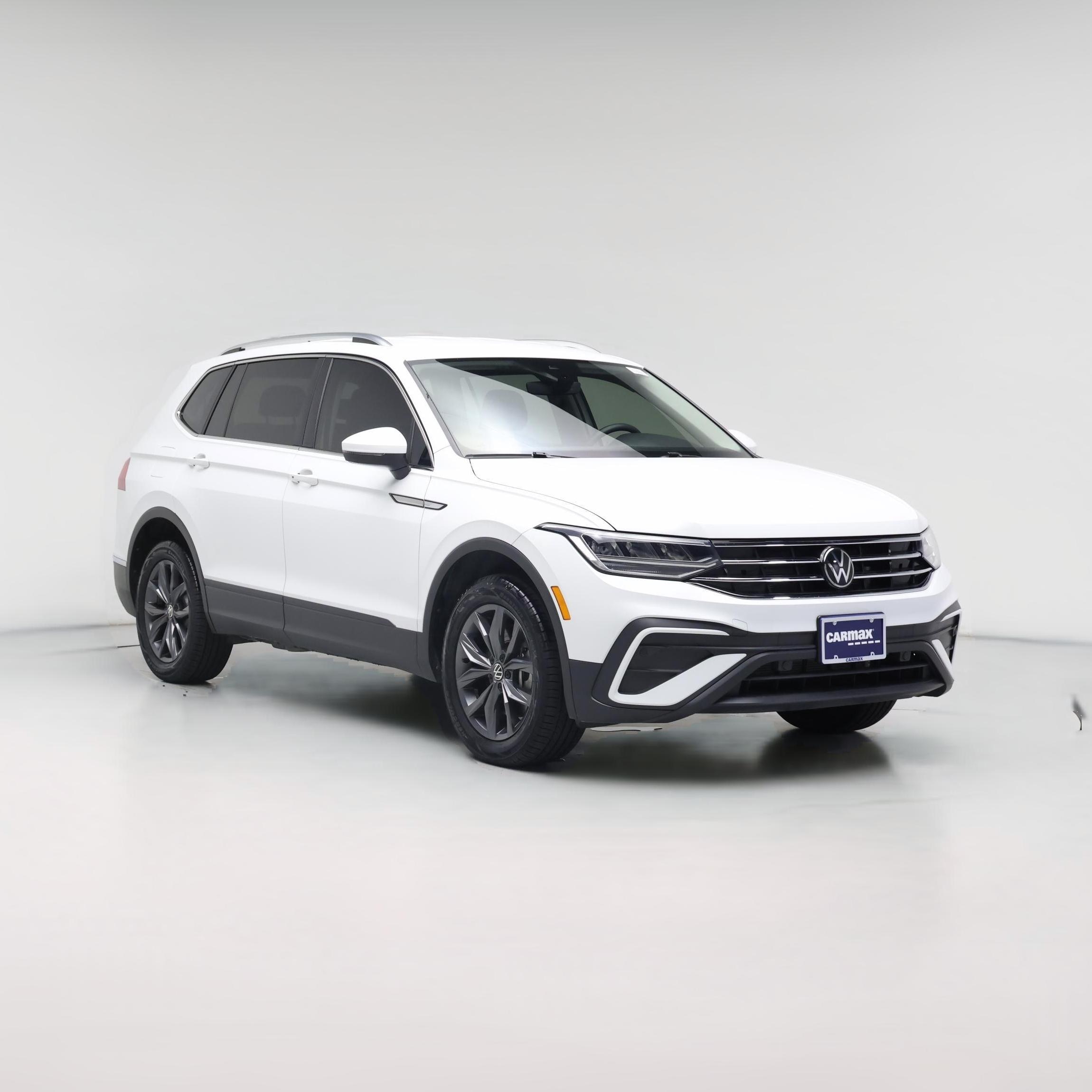 Thumbnail: 2024 Volkswagen Tiguan - 1