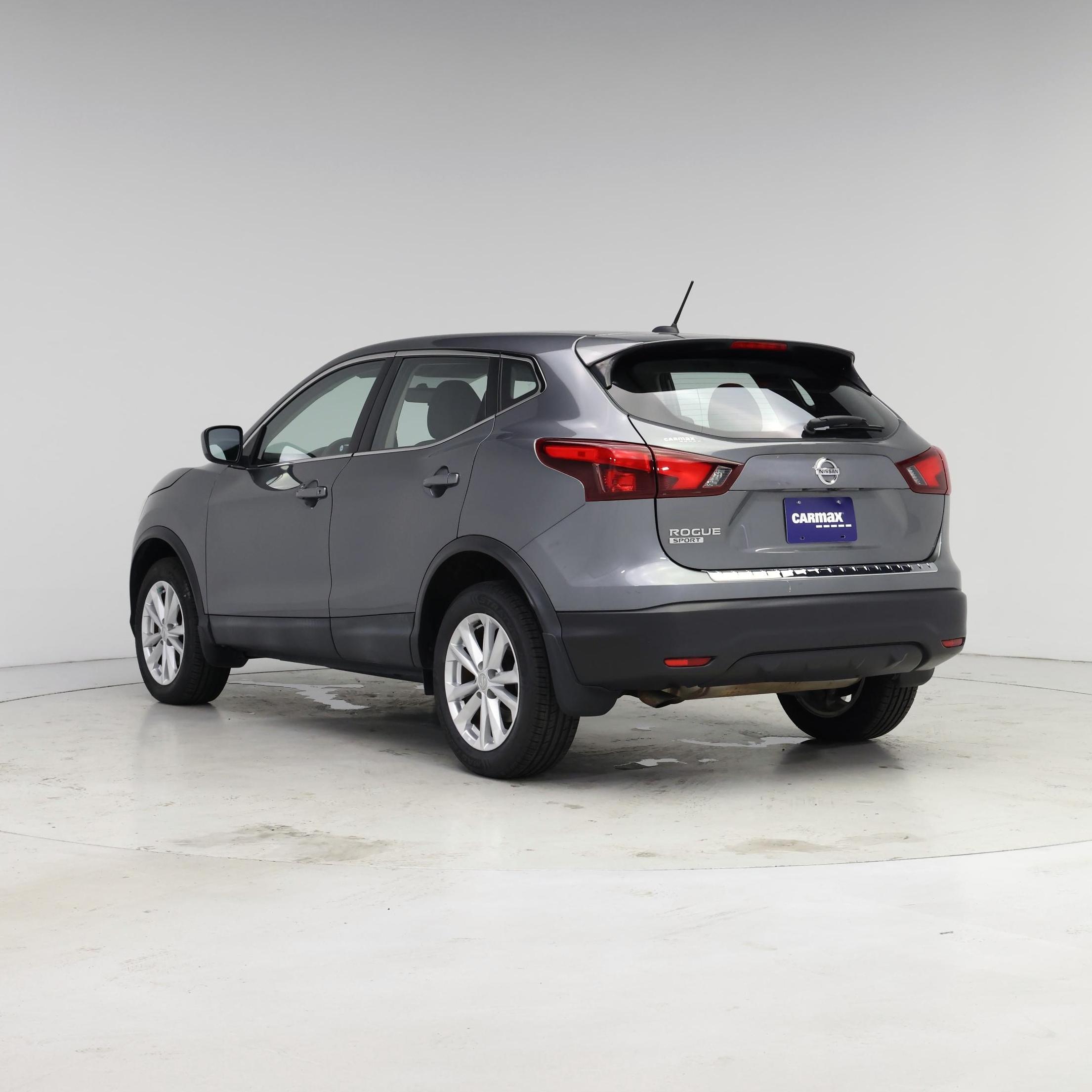 Thumbnail: 2018 Nissan Rogue Sport - 2