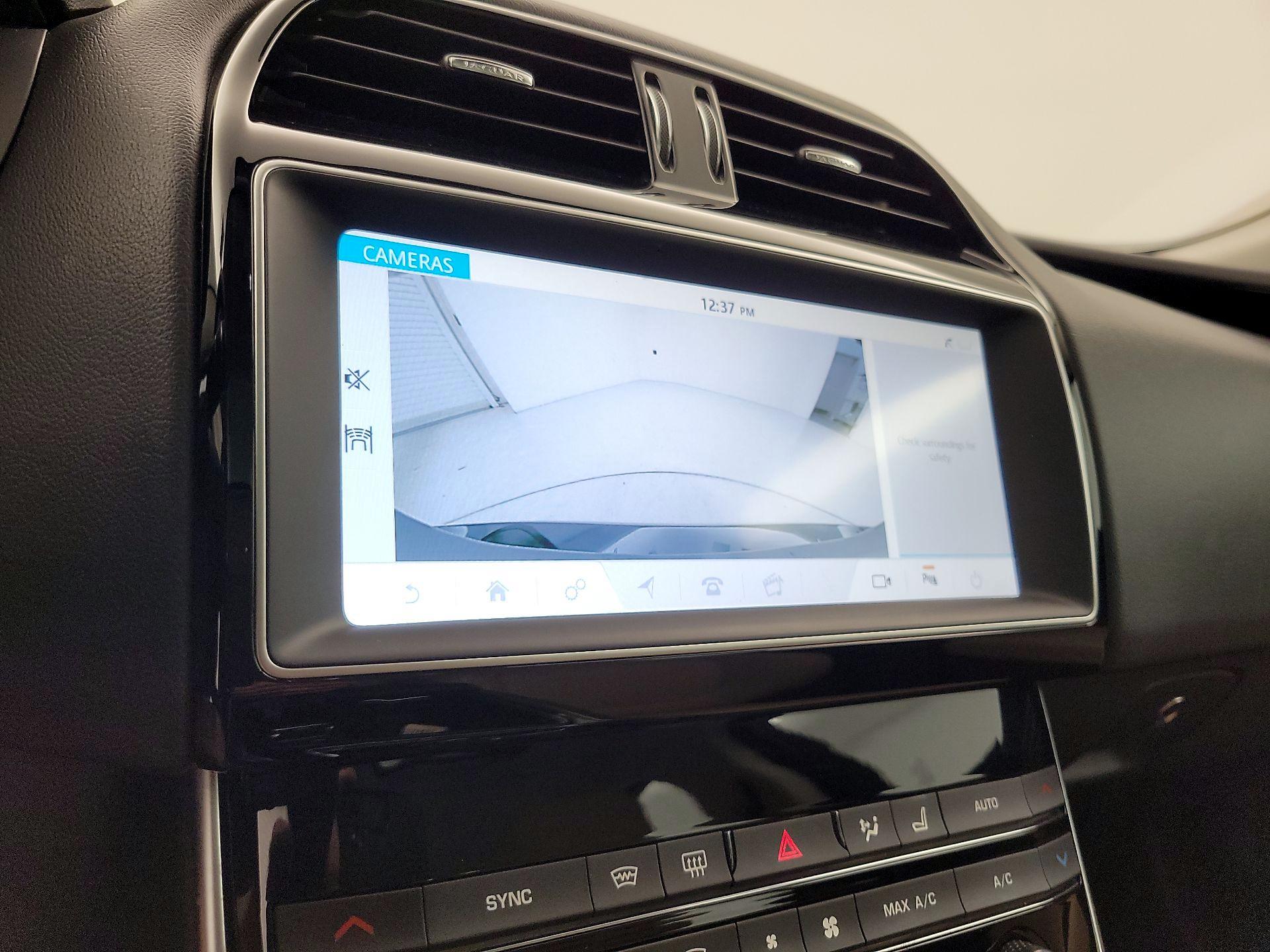 Thumbnail: 2019 Jaguar XE - 15