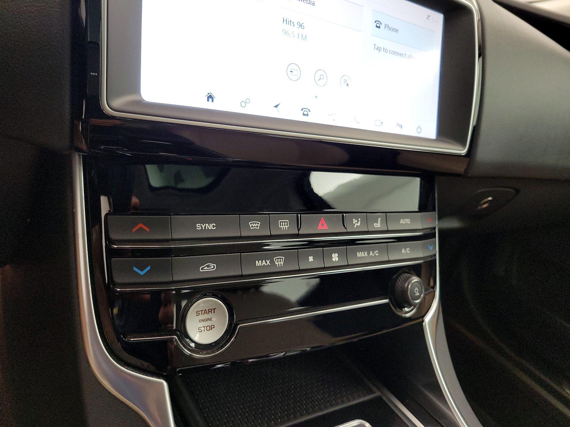 Thumbnail: 2019 Jaguar XE - 17