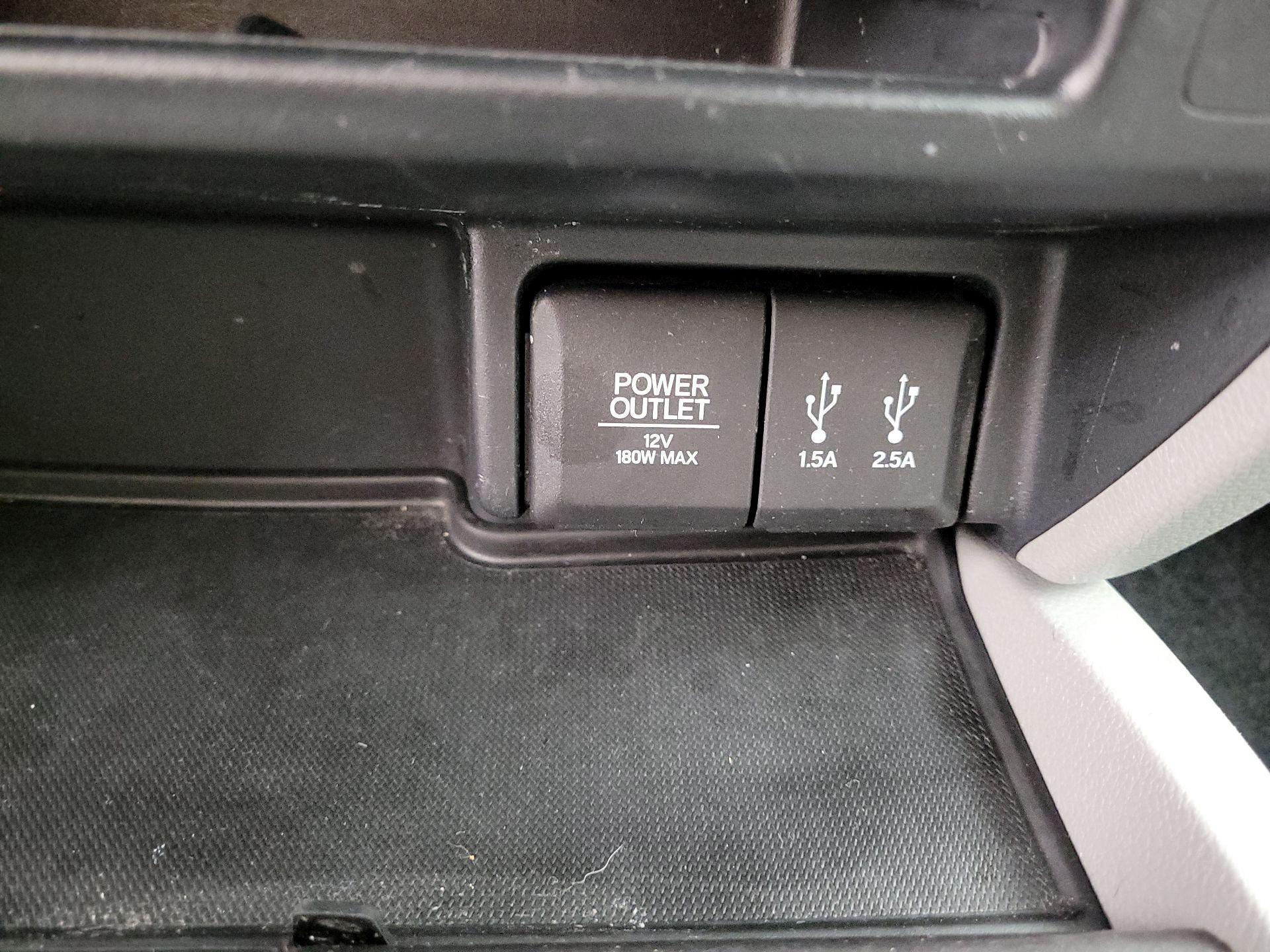 Thumbnail: 2016 Honda Pilot - 18