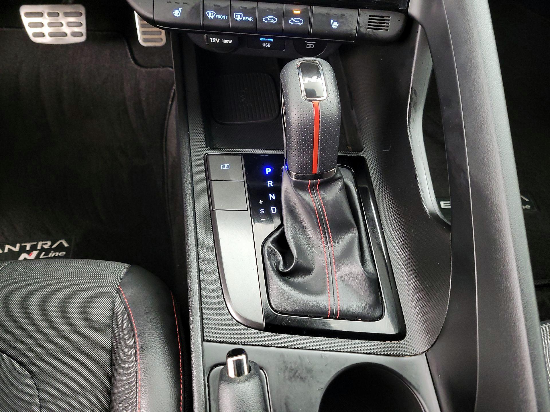 Thumbnail: 2024 Hyundai Elantra - 17