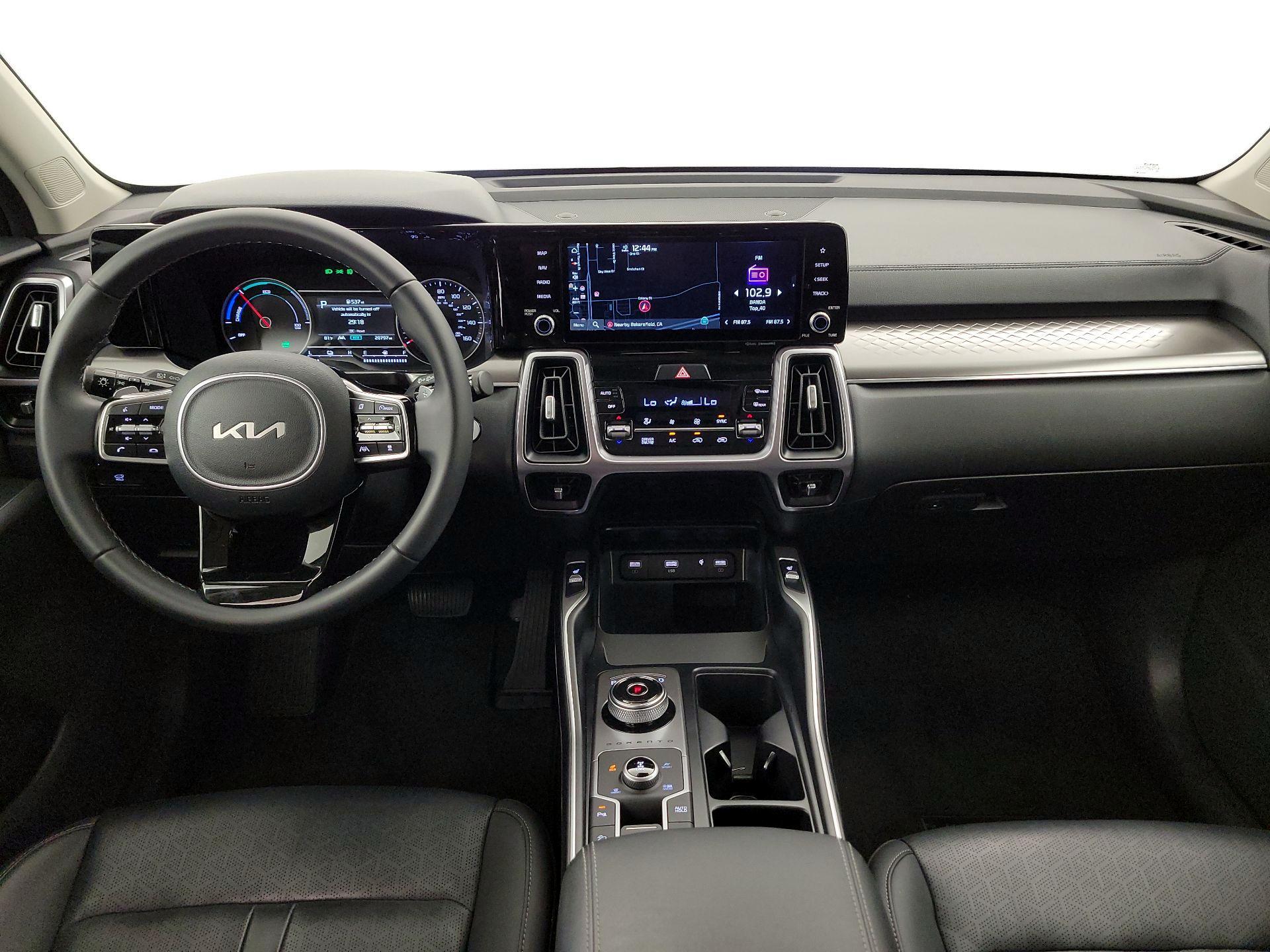 Thumbnail: 2023 Kia Sorento - 9