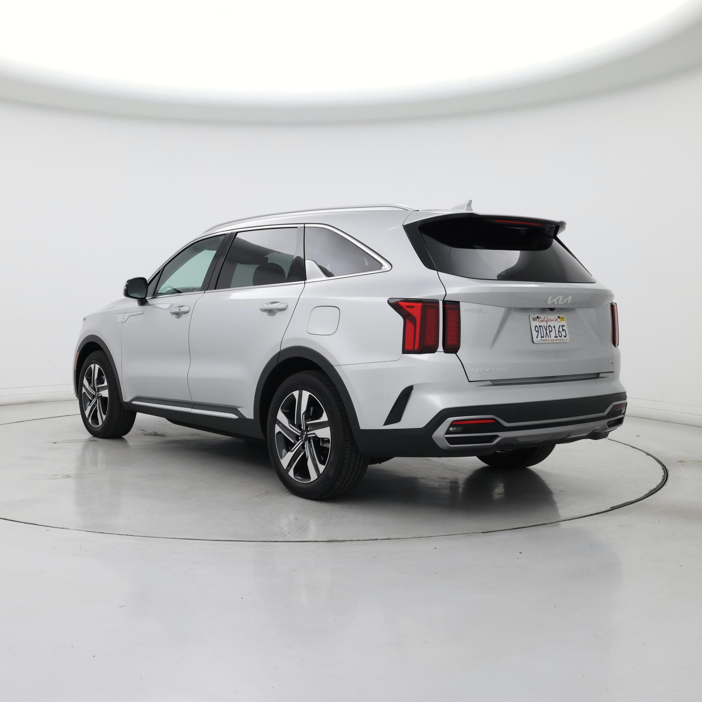Thumbnail: 2023 Kia Sorento - 2
