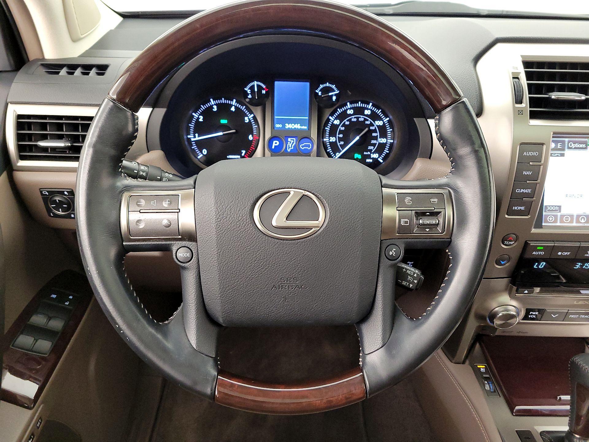 Thumbnail: 2019 Lexus GX - 10