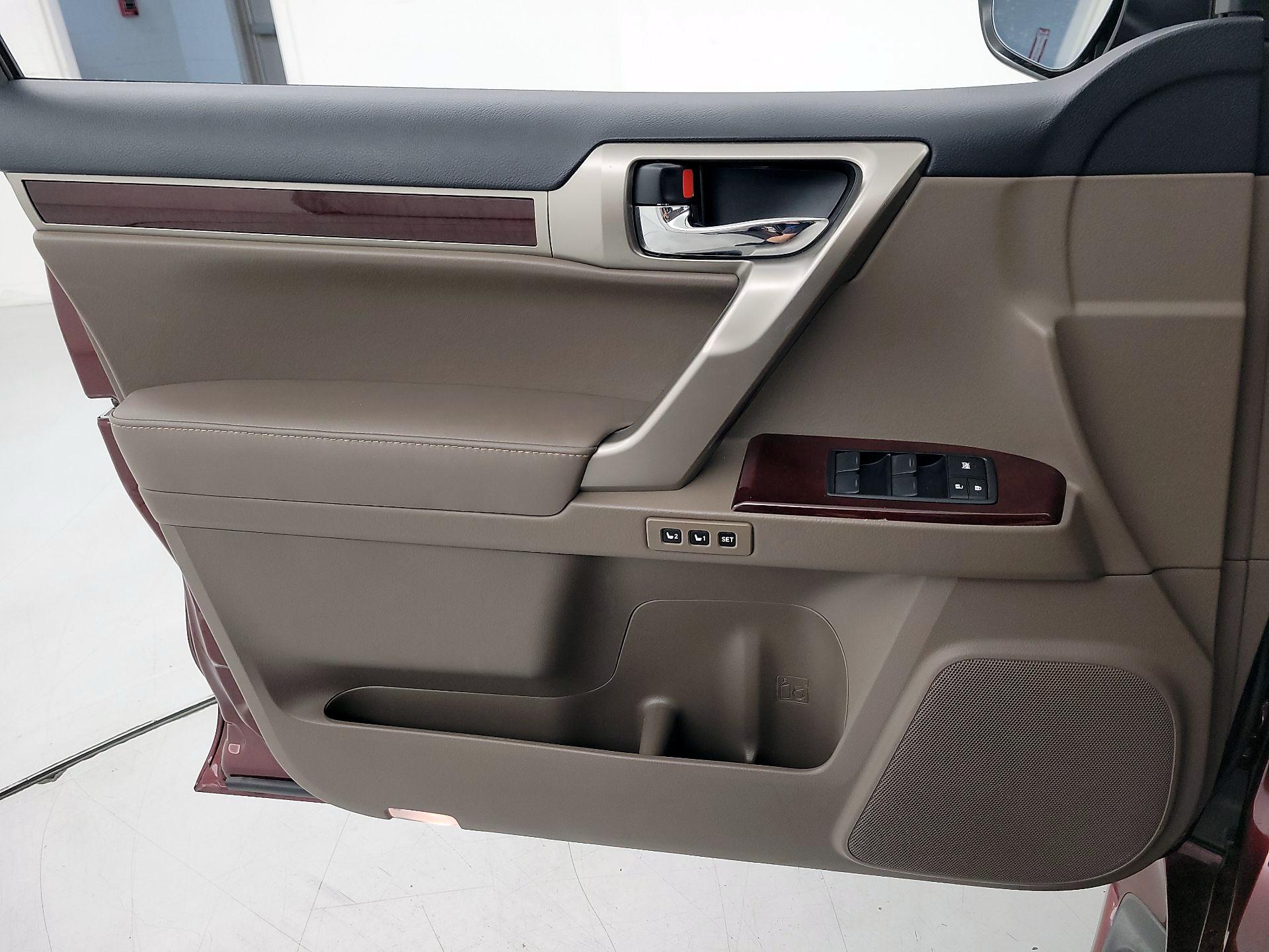 Thumbnail: 2019 Lexus GX - 12