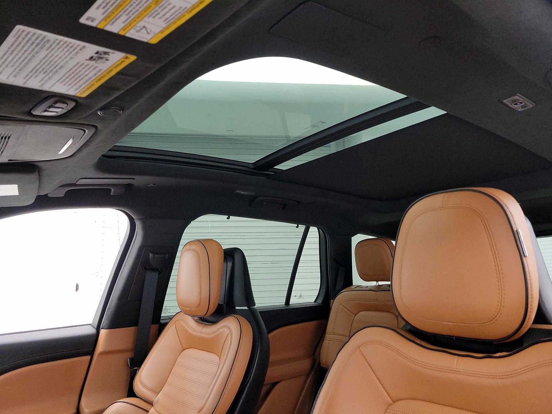 Thumbnail: 2023 Lincoln Aviator - 20