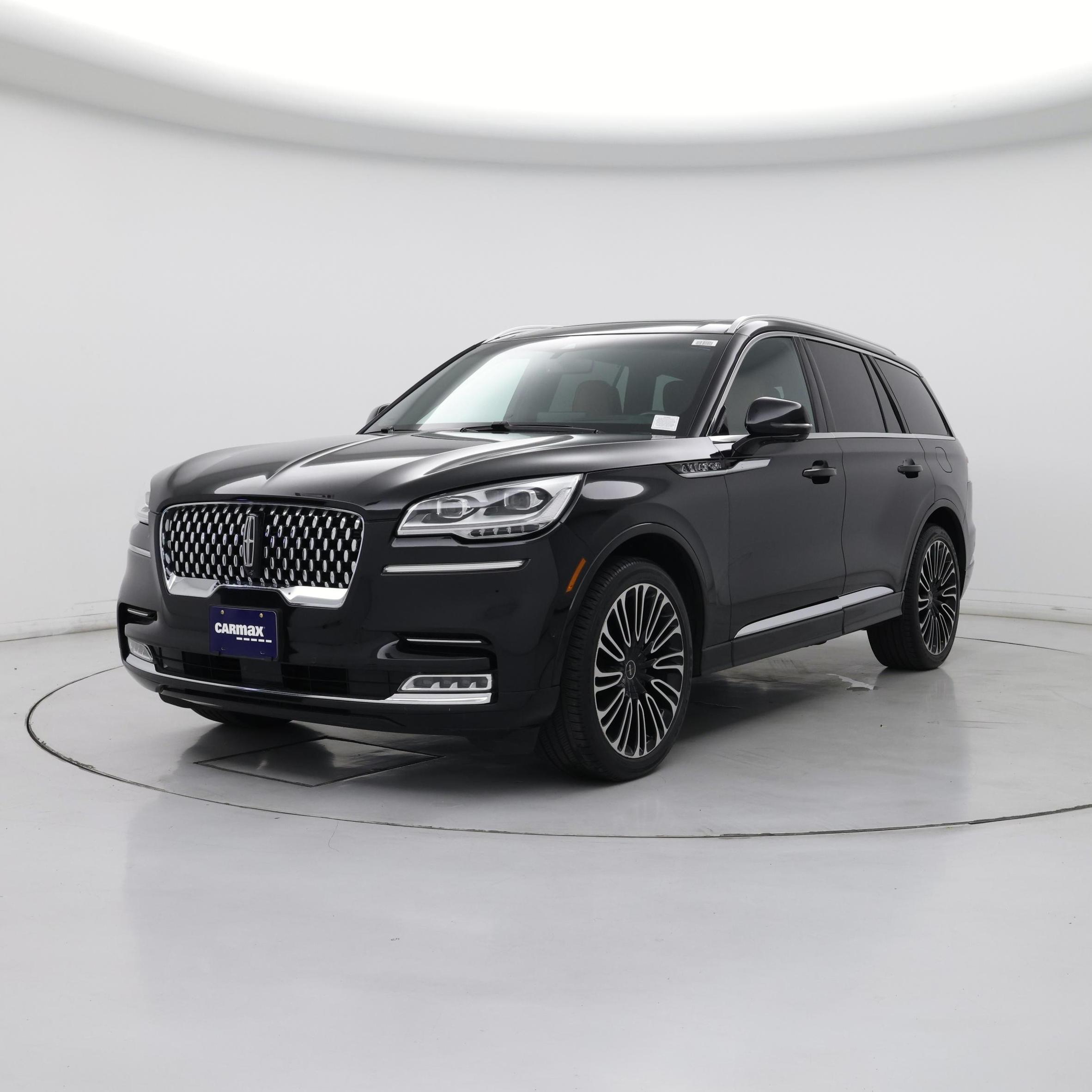 Thumbnail: 2023 Lincoln Aviator - 4