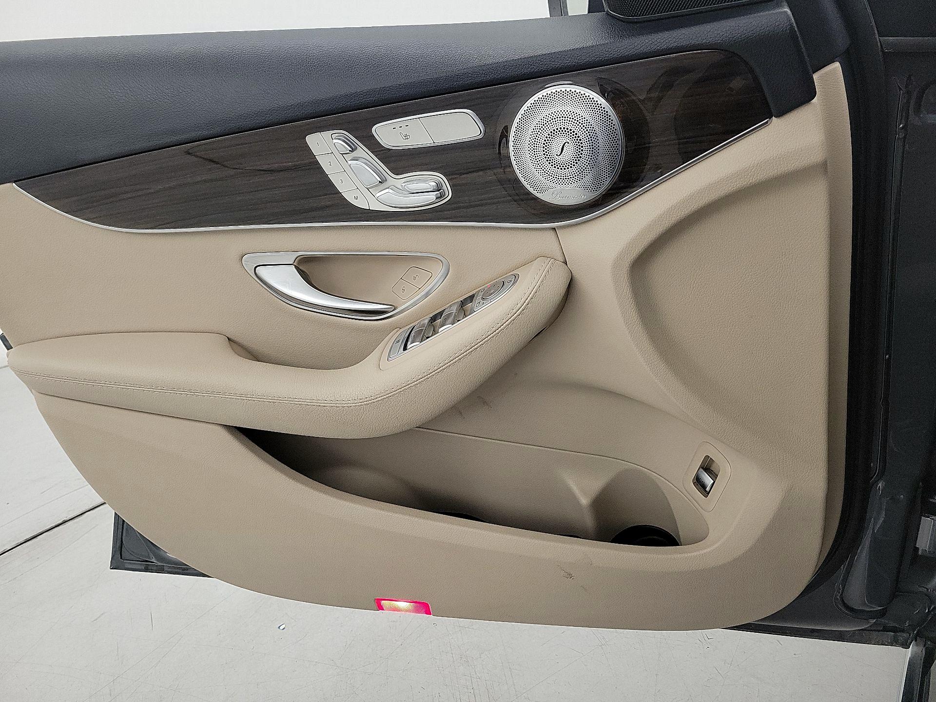 Thumbnail: 2017 Mercedes-Benz C-Class - 12