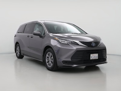 2023 Toyota Sienna LE -
                Bakersfield, CA
