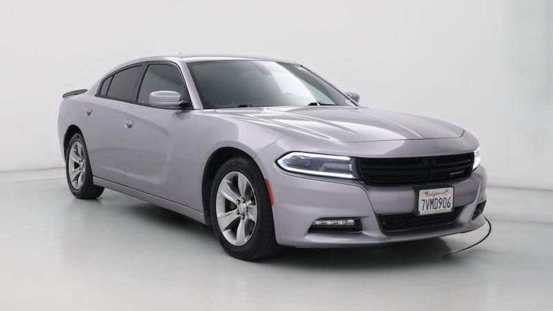 2017 Dodge Charger SXT Hero Image