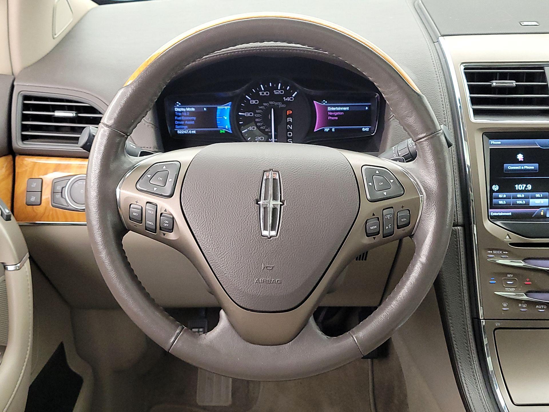 Thumbnail: 2015 Lincoln MKX - 10