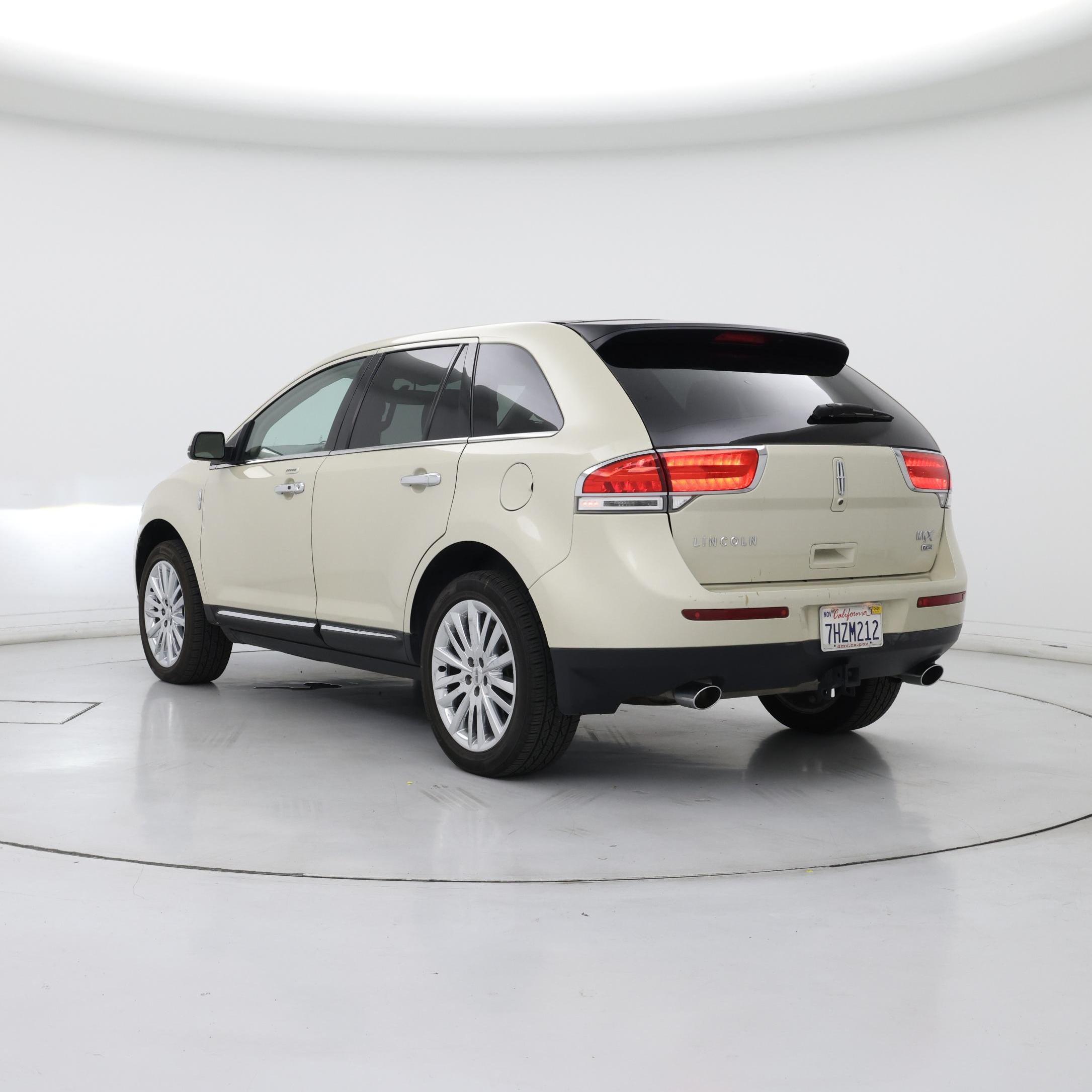Thumbnail: 2015 Lincoln MKX - 2