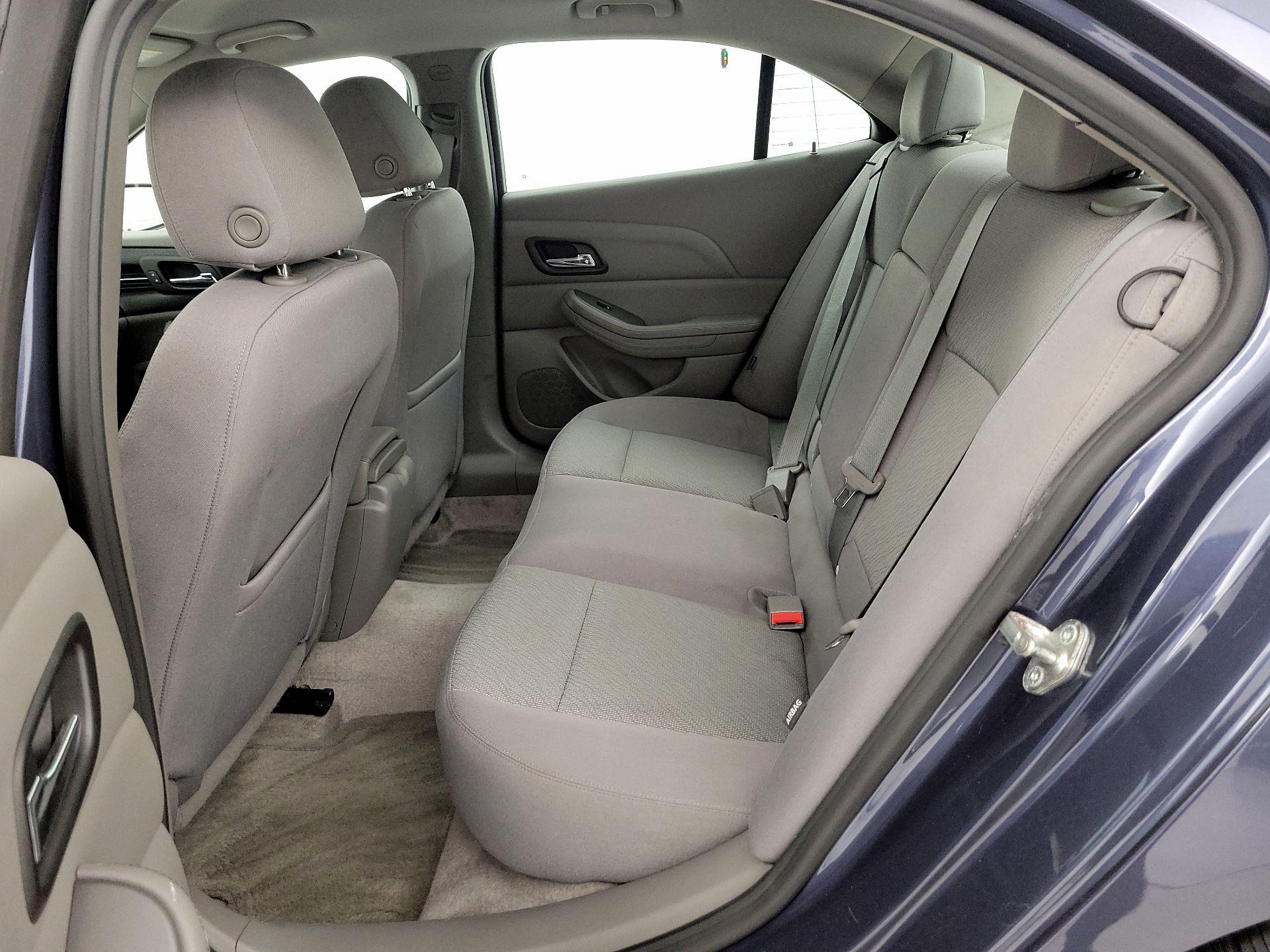 Thumbnail: 2013 Chevrolet Malibu - 17