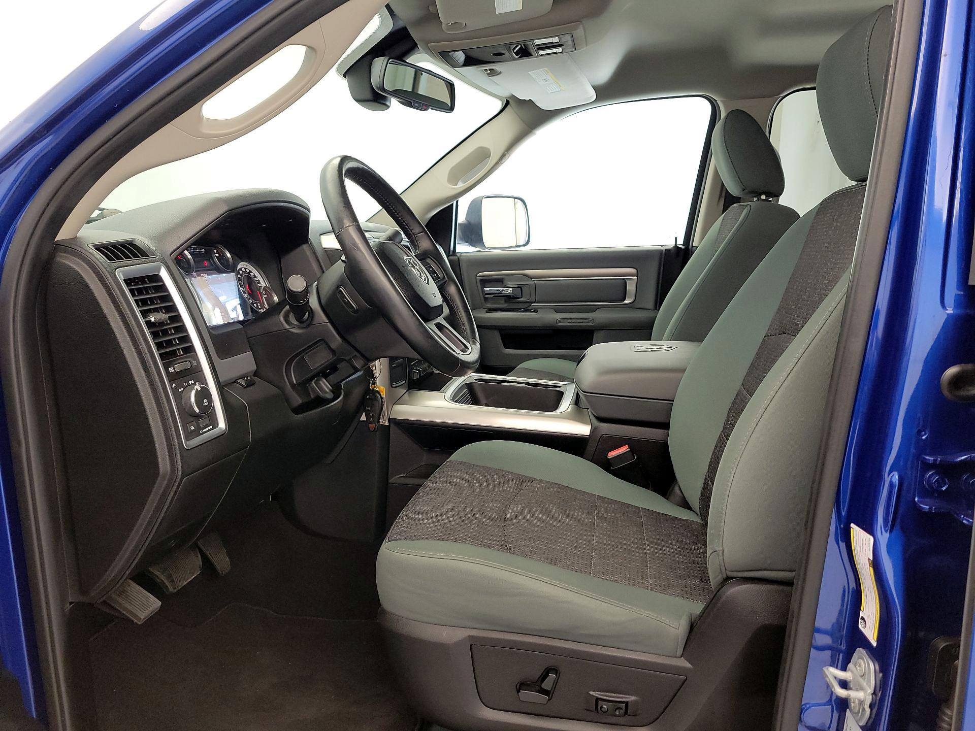 Thumbnail: 2016 RAM 3500 - 11