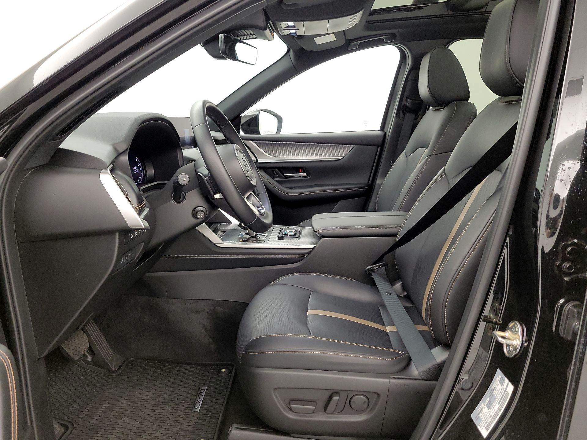 Thumbnail: 2025 Mazda CX-70 - 11