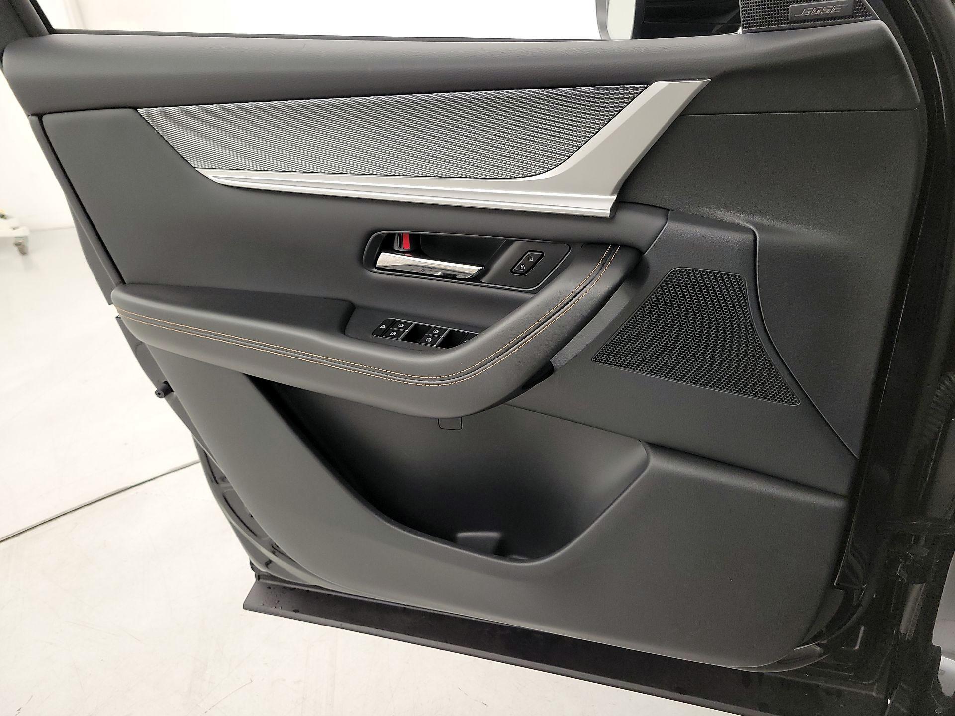 Thumbnail: 2025 Mazda CX-70 - 12