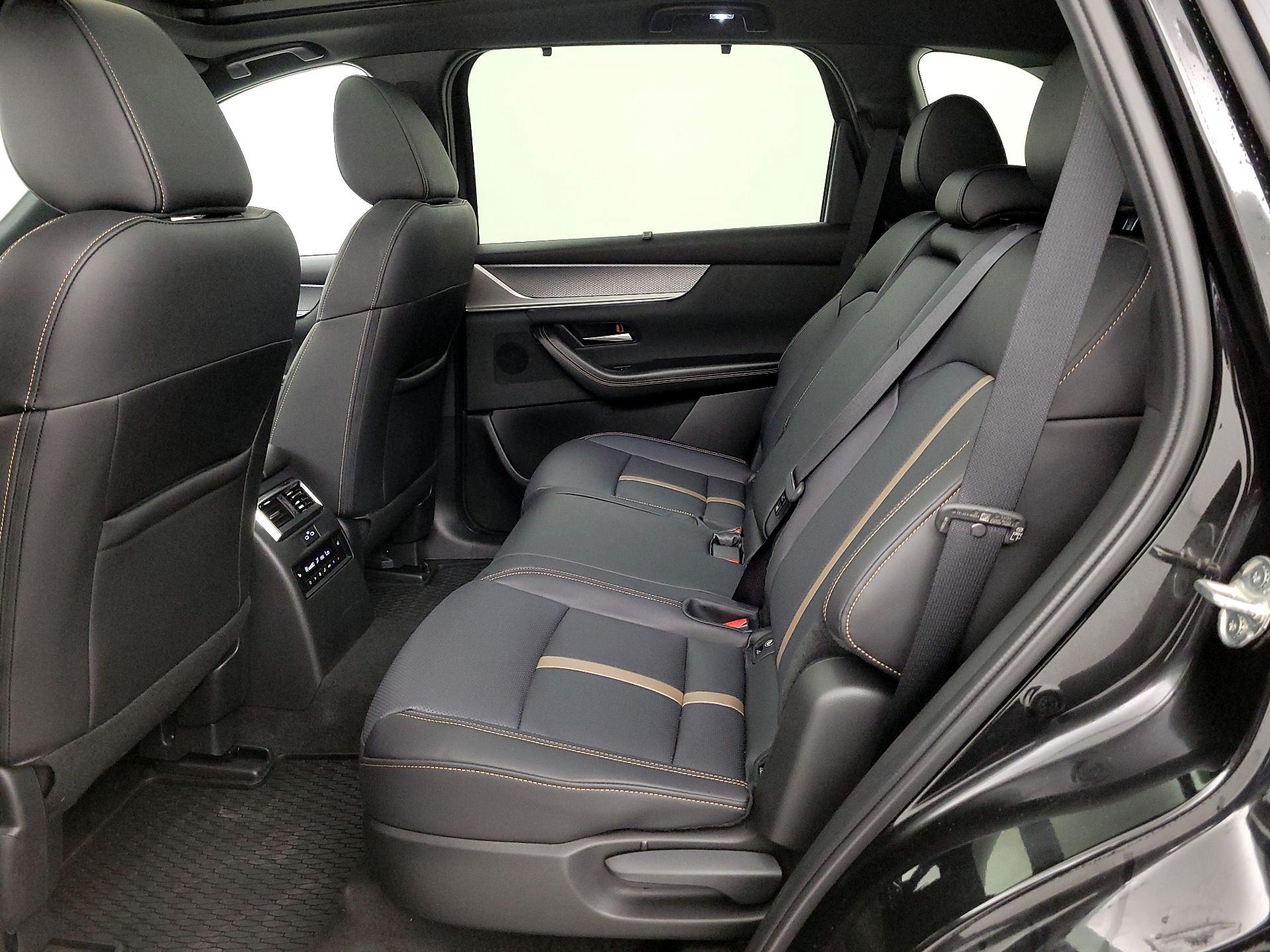 Thumbnail: 2025 Mazda CX-70 - 20