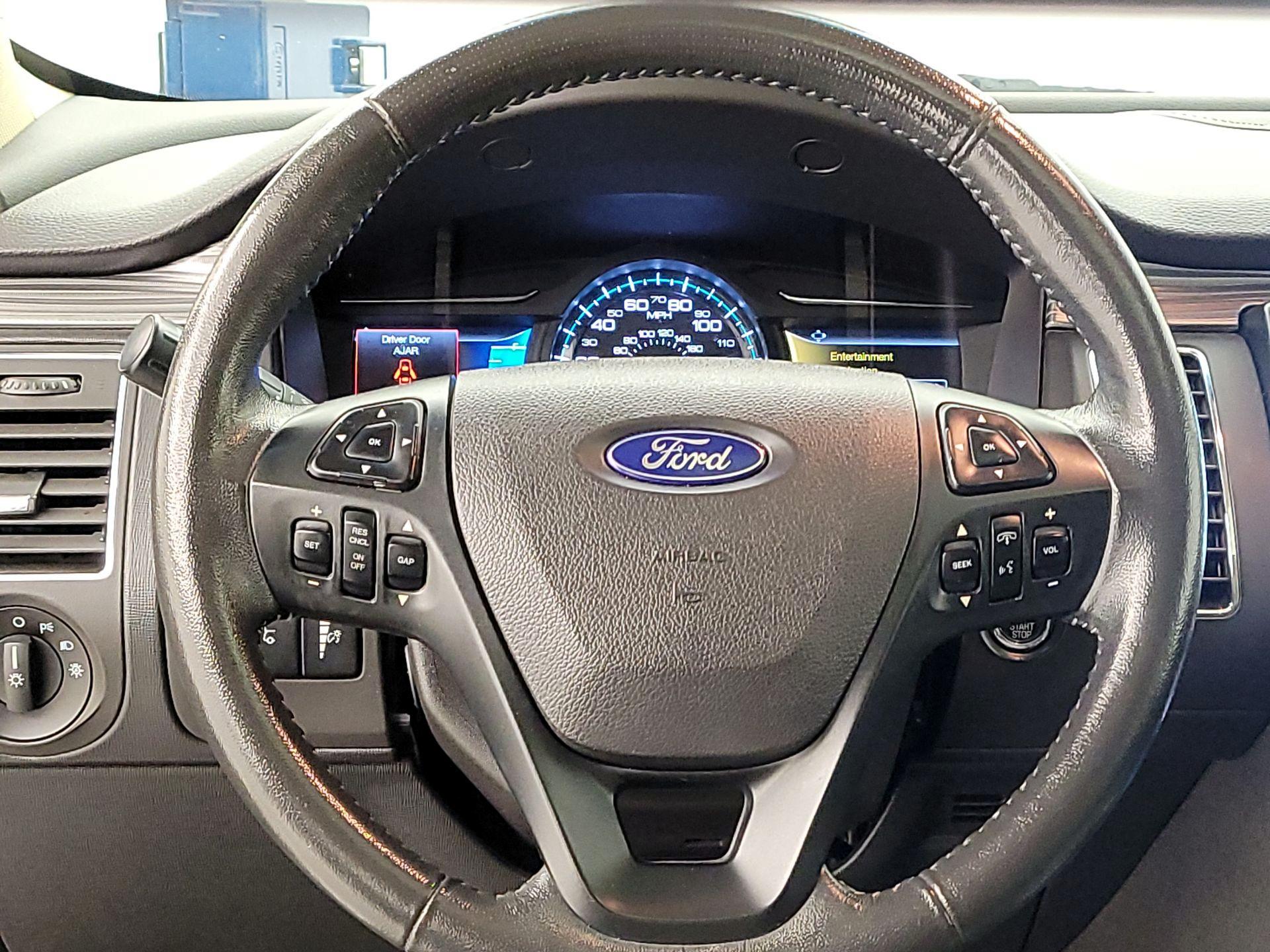 Thumbnail: 2018 Ford Flex - 10