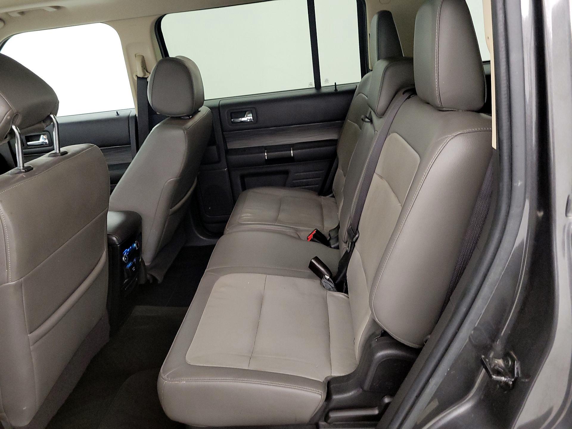 Thumbnail: 2018 Ford Flex - 20