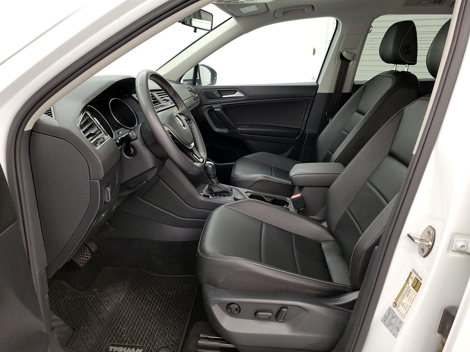 Thumbnail: 2021 Volkswagen Tiguan - 11