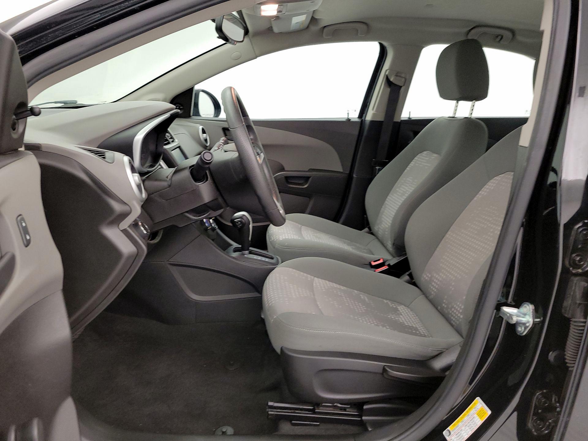 Thumbnail: 2017 Chevrolet Sonic - 11