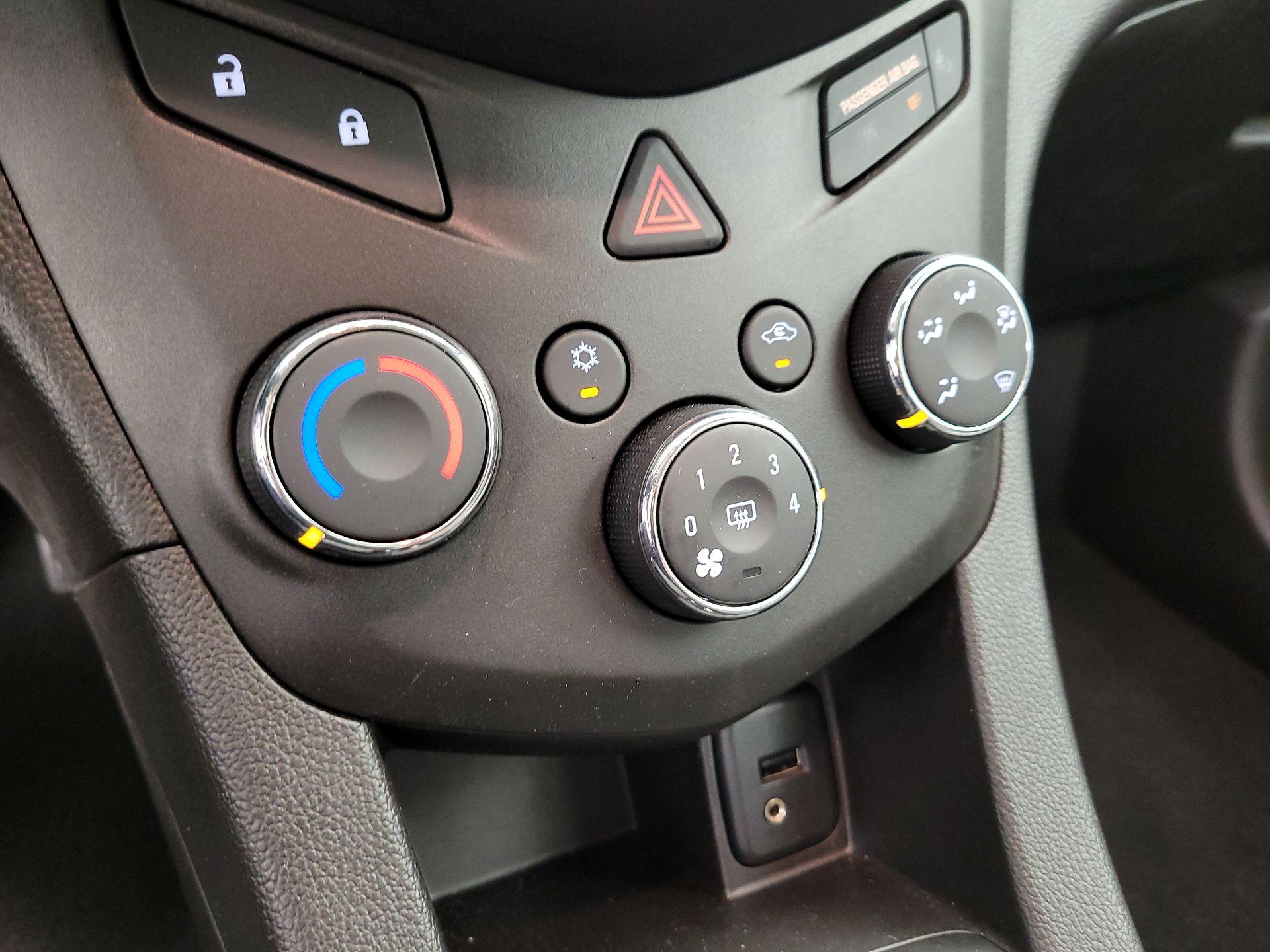 Thumbnail: 2017 Chevrolet Sonic - 16