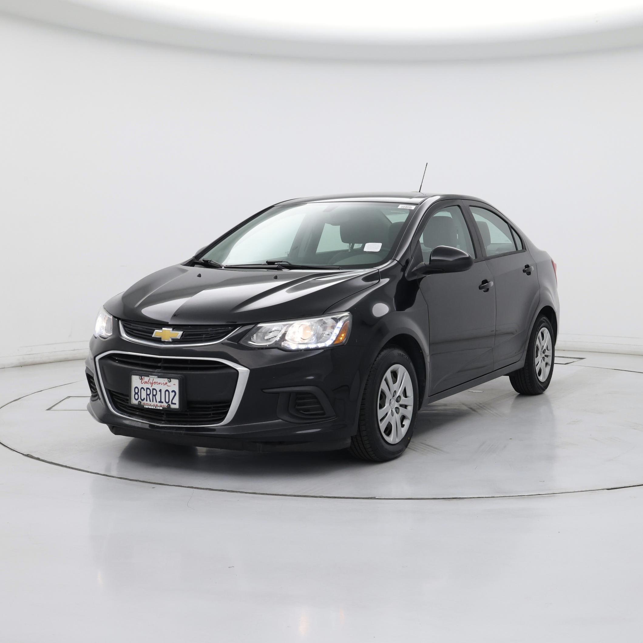 Thumbnail: 2017 Chevrolet Sonic - 4